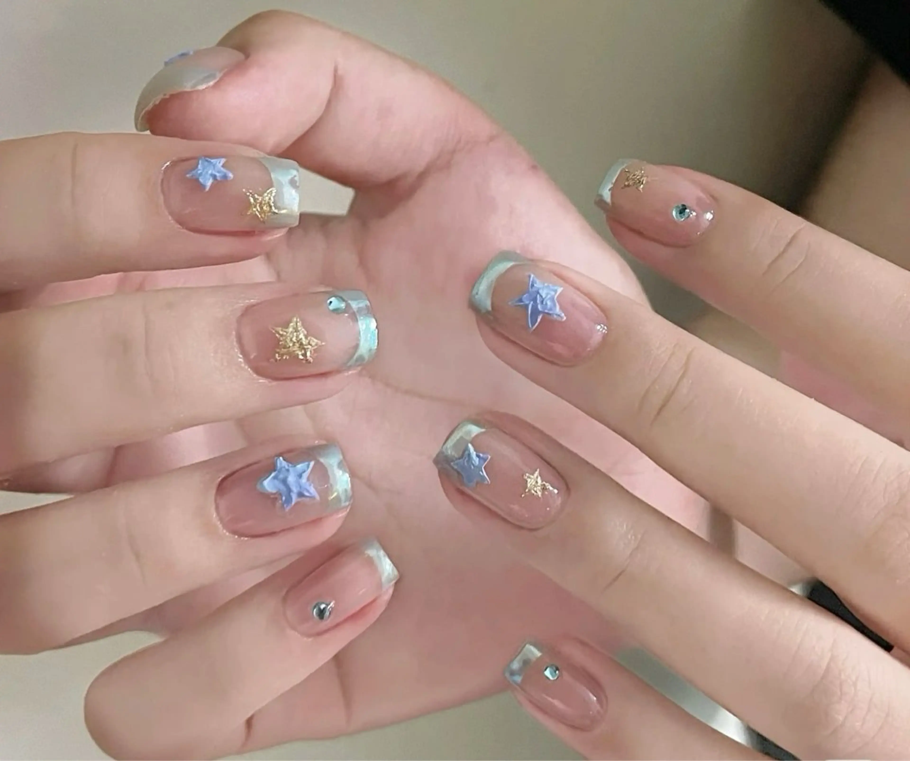 ネイル ハンドネイル ハンドケア The Nail & Eye Lashの眉毛・アイブロウイメージ