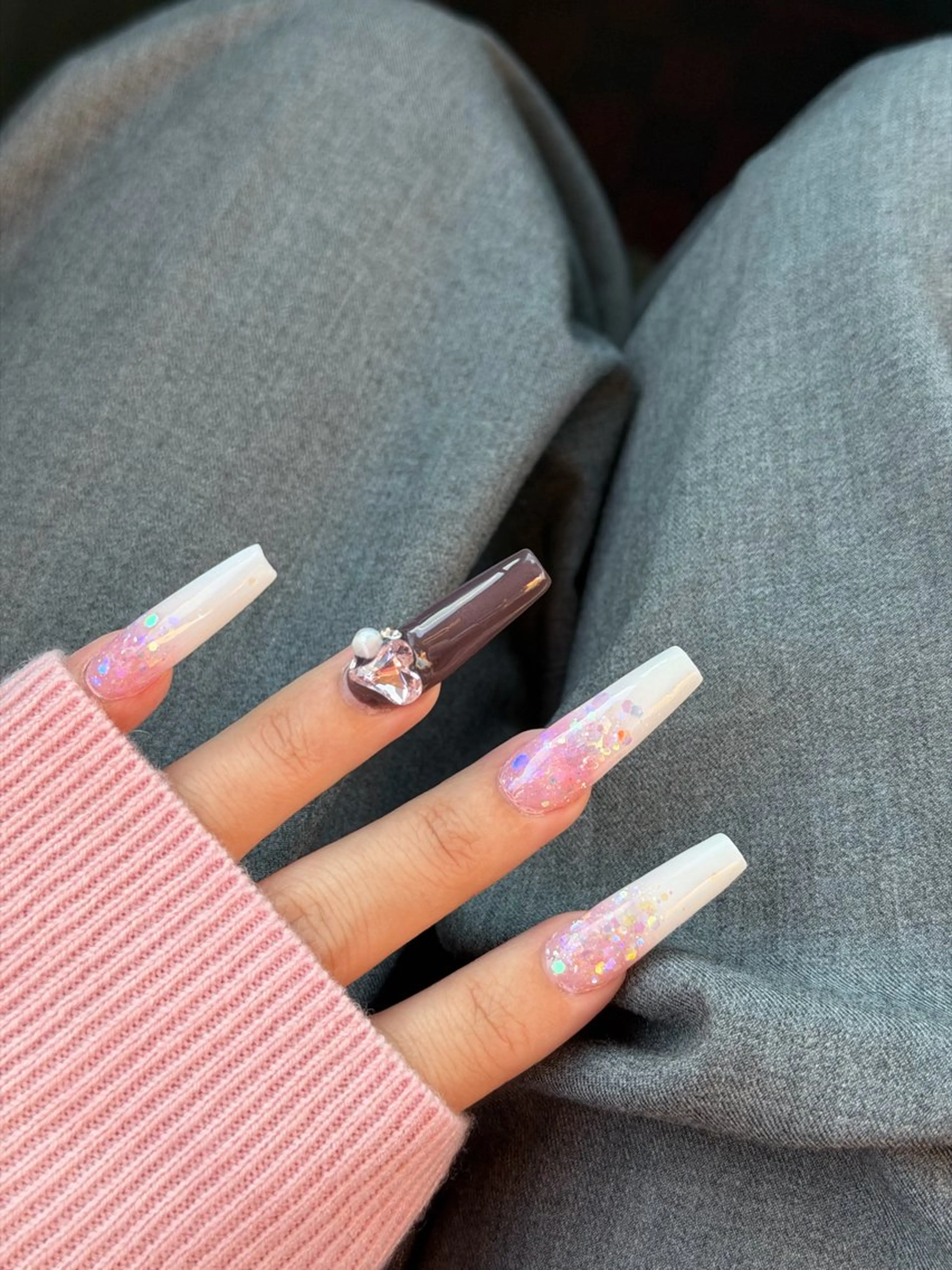 【初回オフ無料】【オフあり】スカルプ グラデーション/フレンチネイルの写真