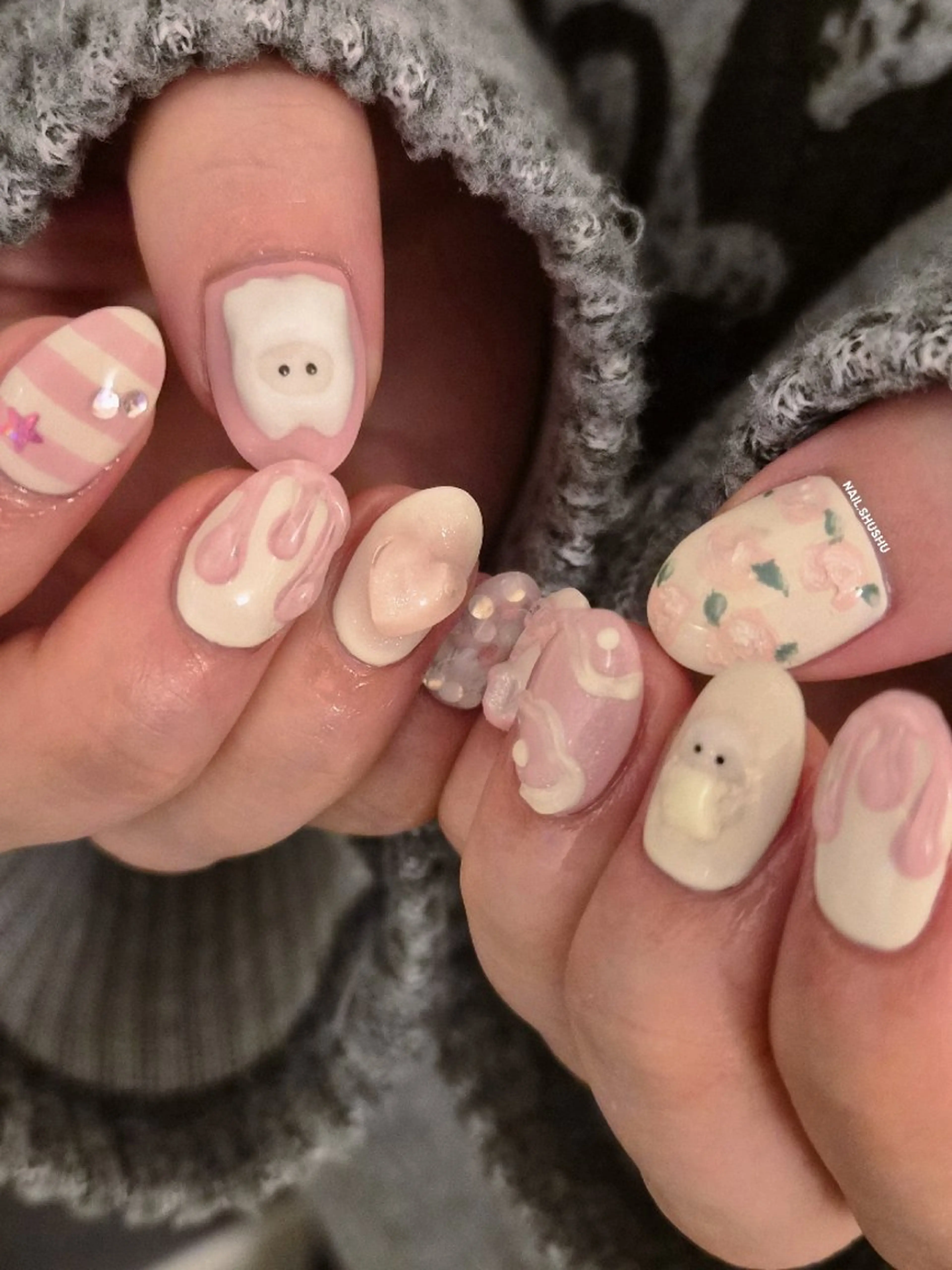 ネイル ハンドネイル 3dパーツ/流行り 👧shushu❤️のネイルデザイン