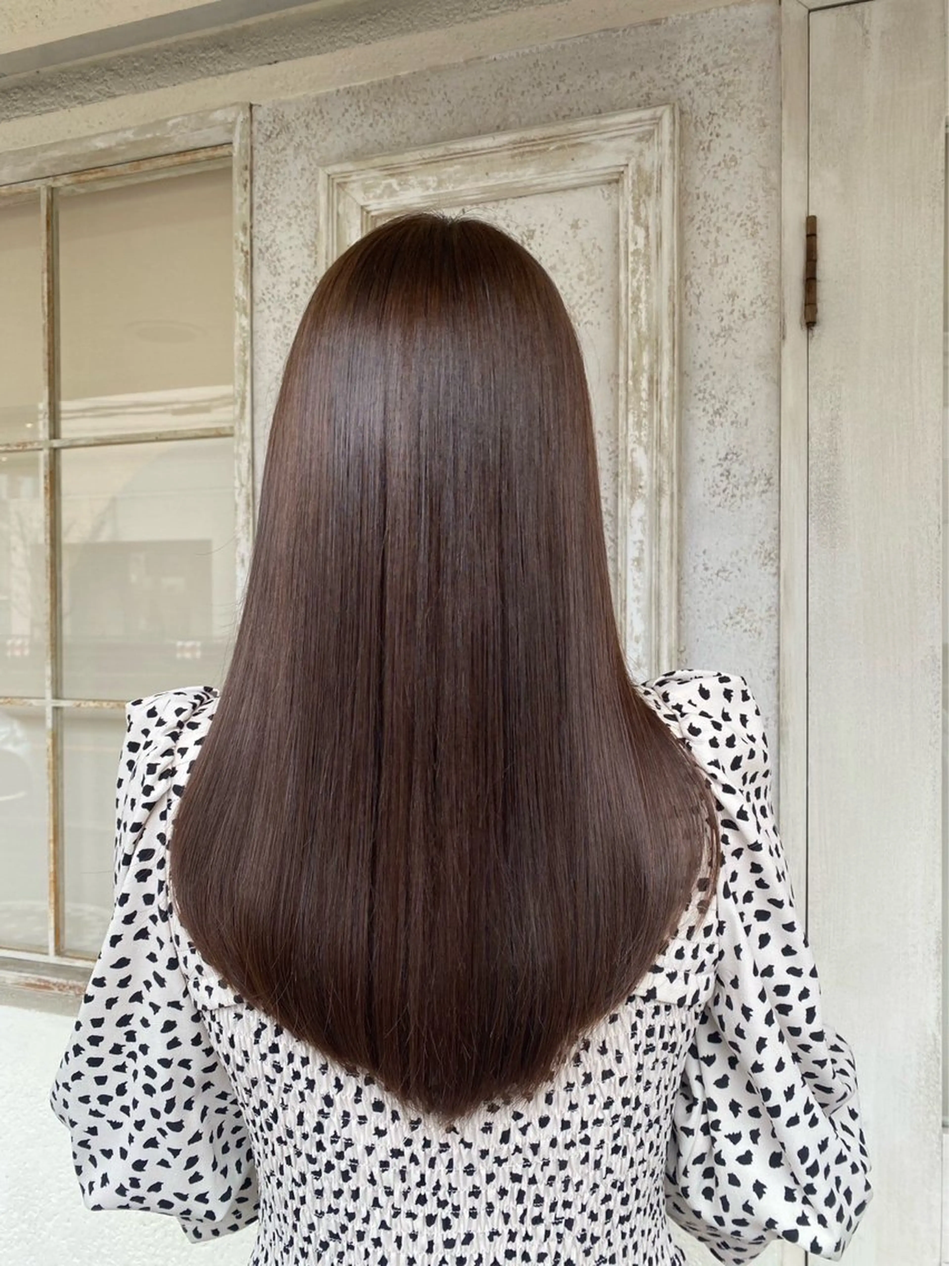 ロング アッシュ アッシュブラウン Canage minimoのヘアスタイル