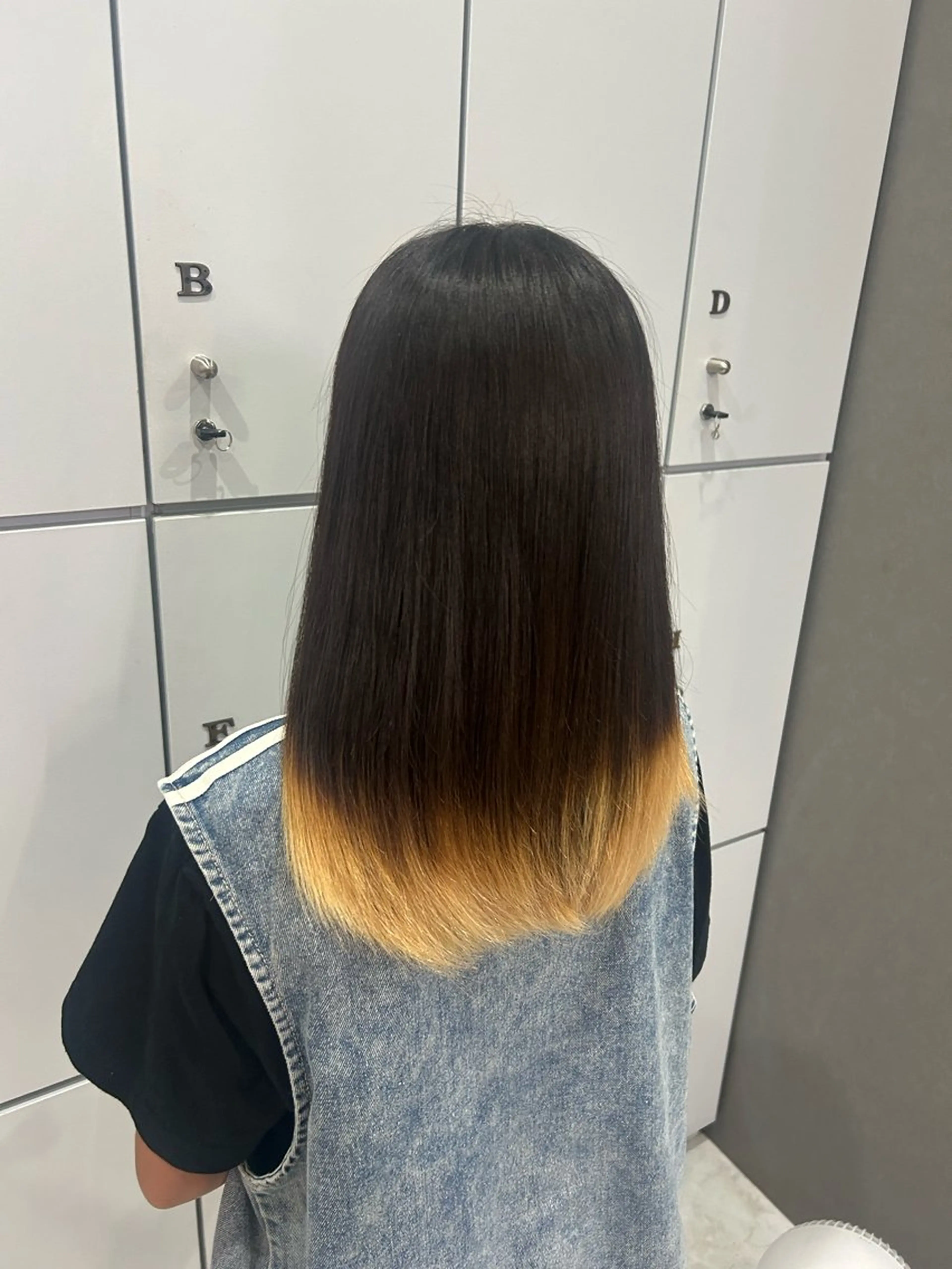 カラー yuasa rinaのヘアスタイル
