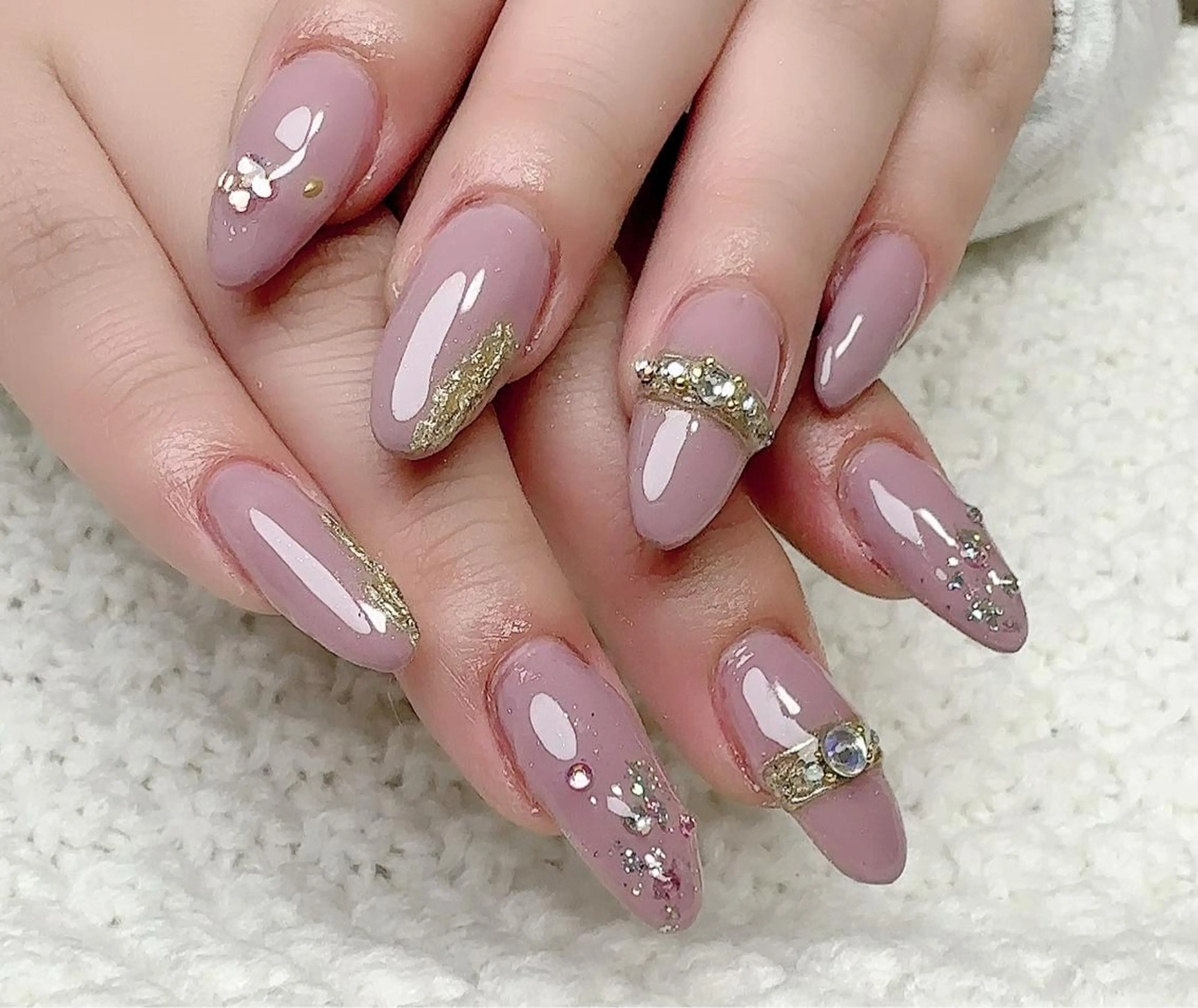 ネイル 新山 聖のネイルデザイン