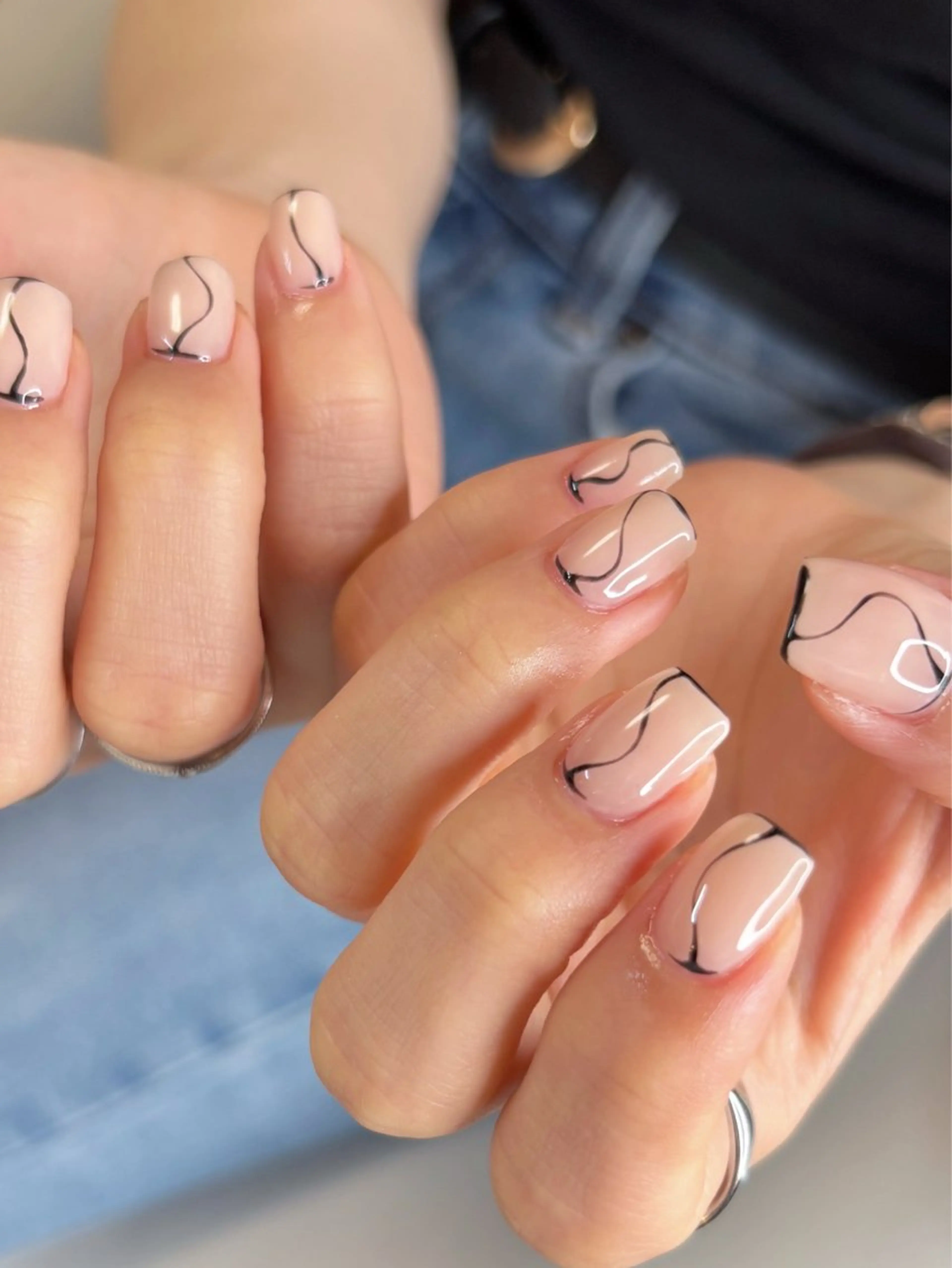 ネイル moi nail ˙⋆.˚のネイルデザイン