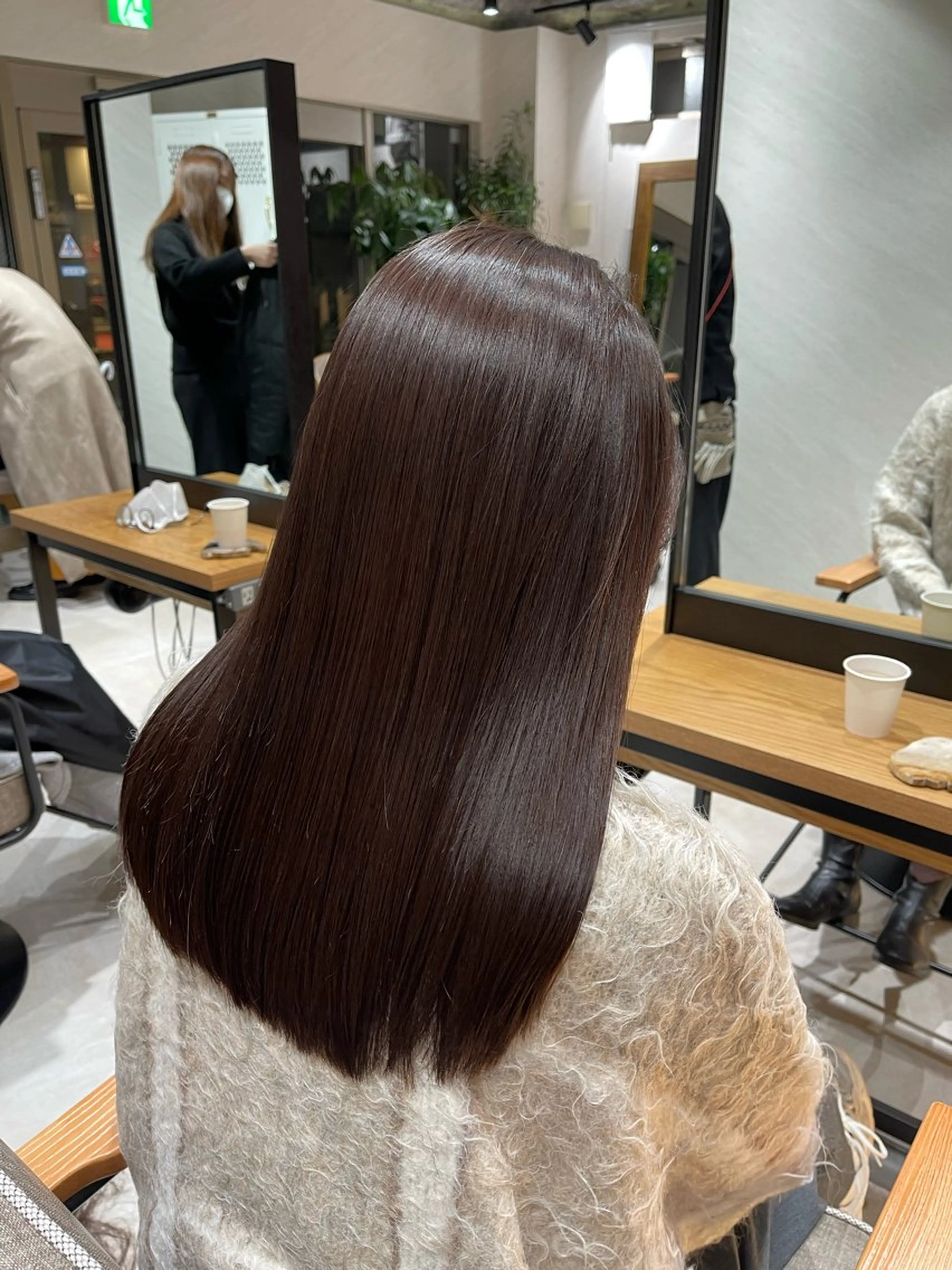 セミロング セミロングパーマ カット 縮毛矯正 トリートメント 🩵ボブ/レイヤー /髪質改善🩵のヘアスタイル