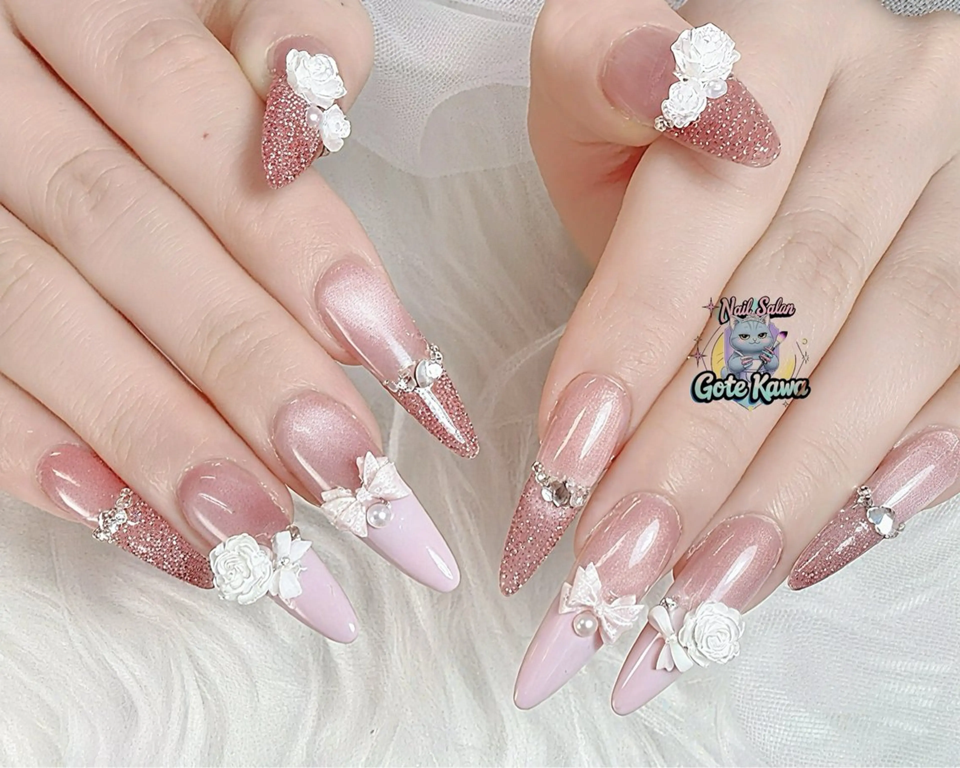 ネイル フレンチネイル マグネットネイル リボン ワンホンネイル ハンドネイル ハンドケア Gote Kawa nail salonのネイルデザイン