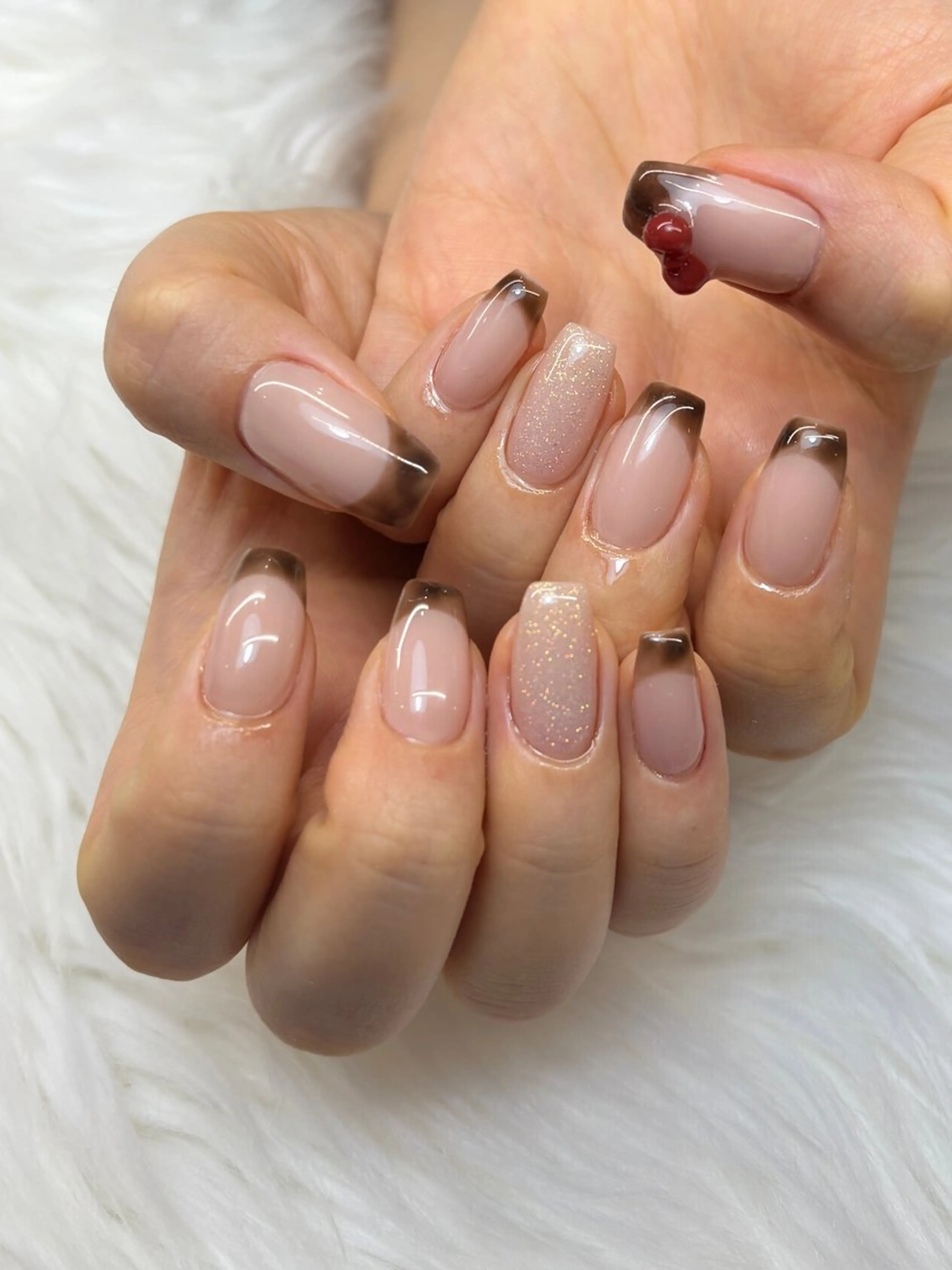 ネイル フレンチネイル ニュアンスネイル ハンドネイル ameria meguのネイルデザイン