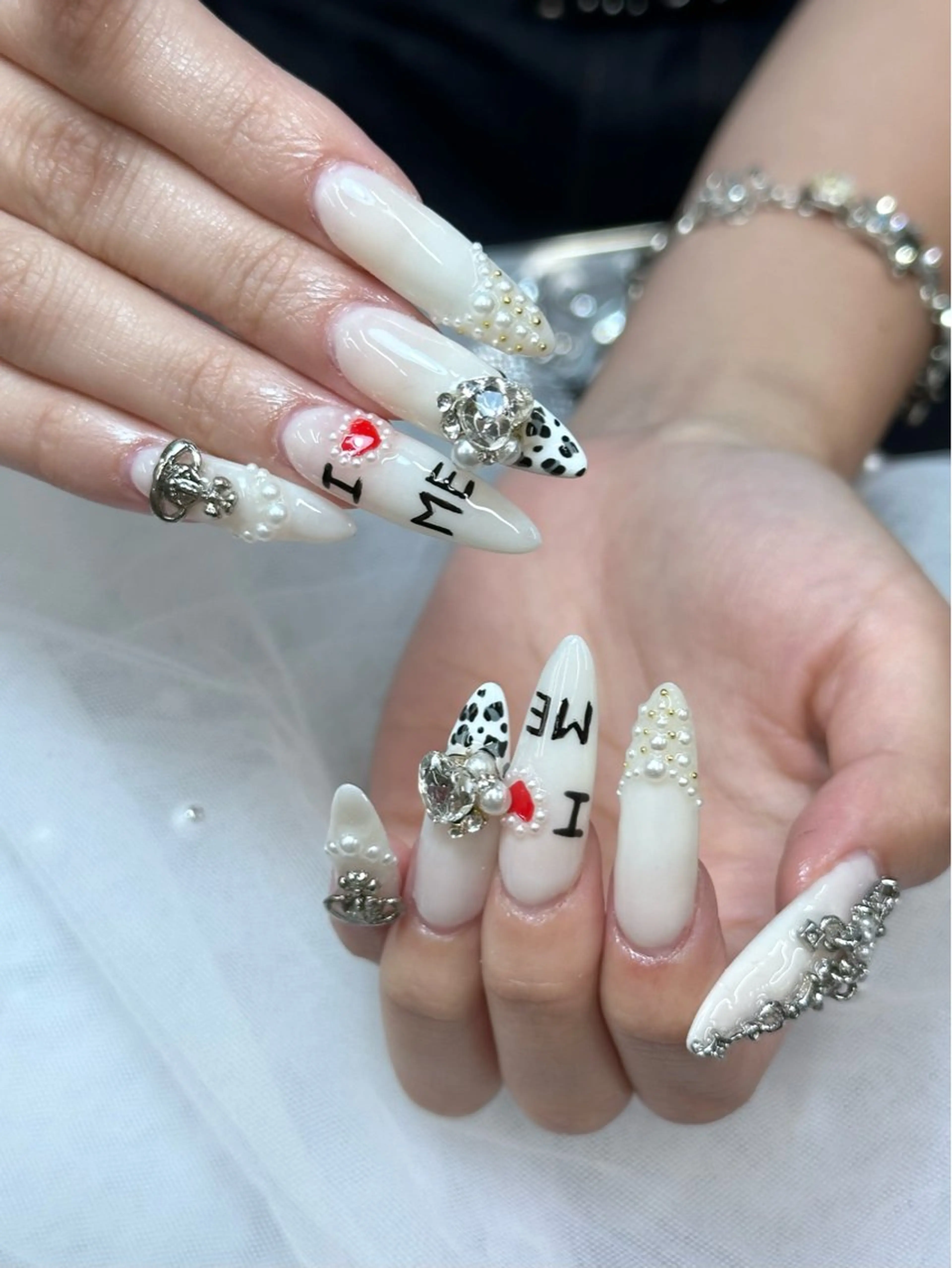 ネイル Iconic Nailのネイルデザイン