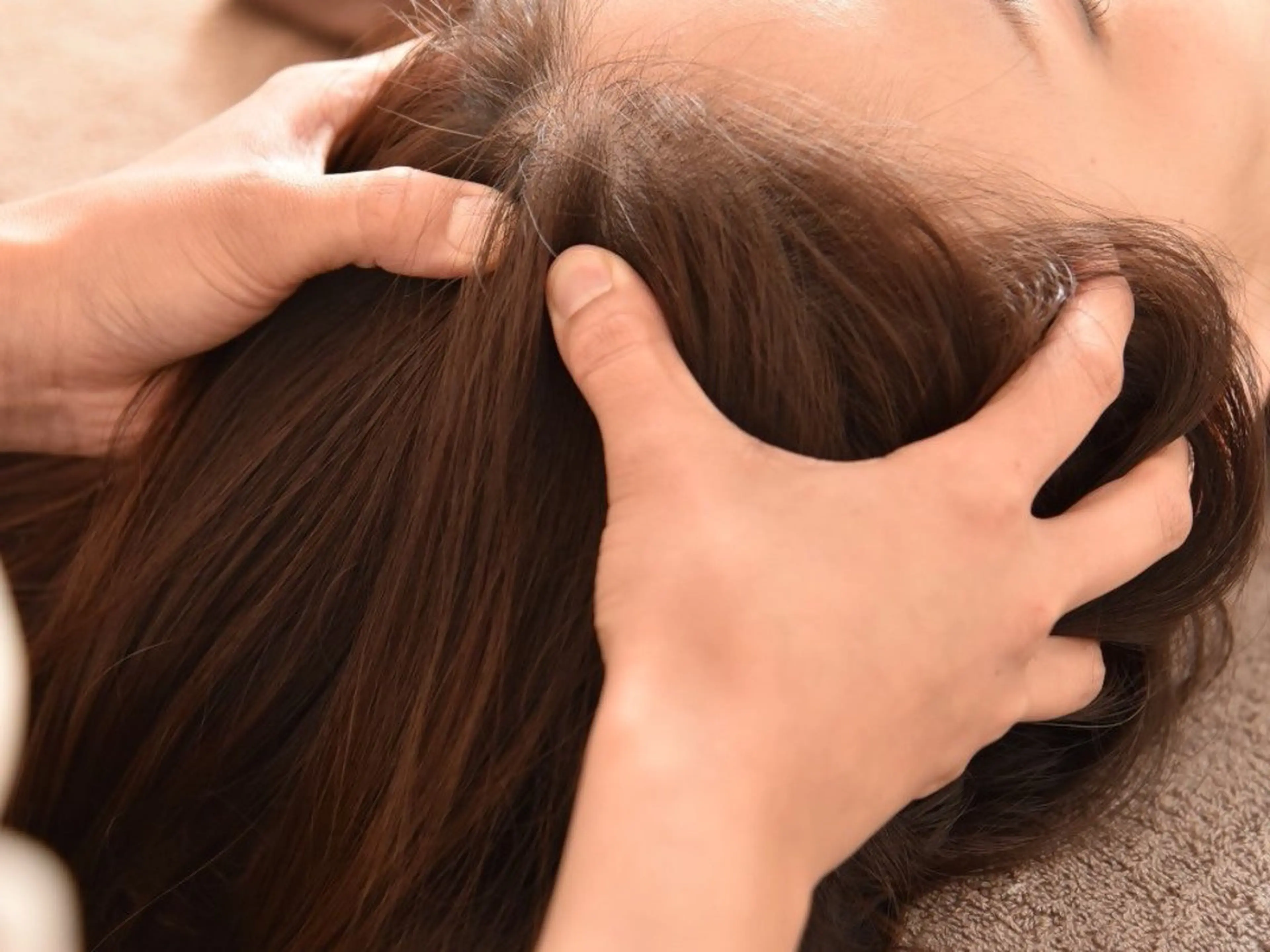 【首肩コリ/眼精疲労改善★】よもぎ蒸し30分＋ヘッドスパ20分¥6,000⇒￥5,000🧖‍♀️の写真