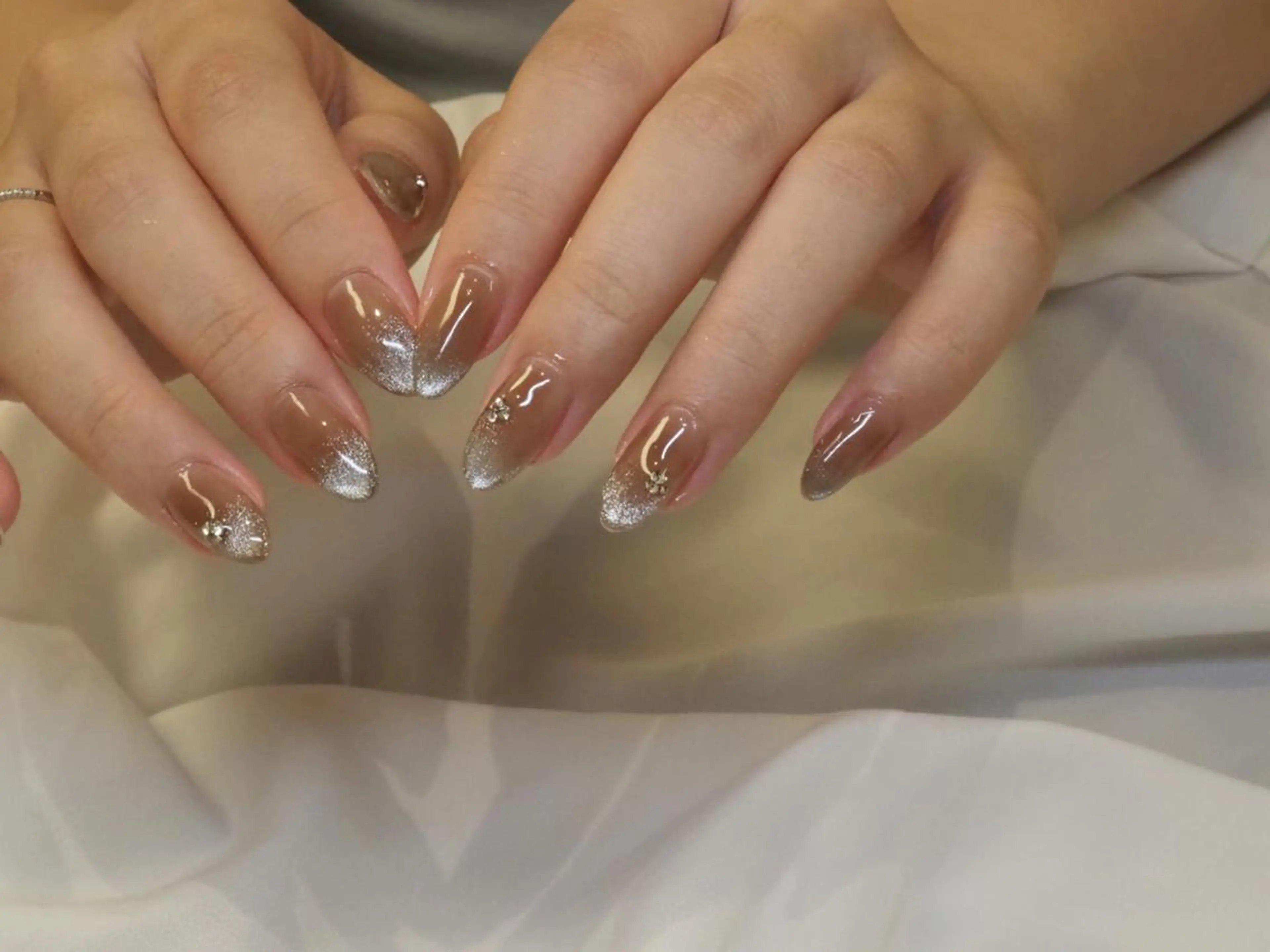 ネイル ブラウン 田中 （ネイリスト）のネイルデザイン