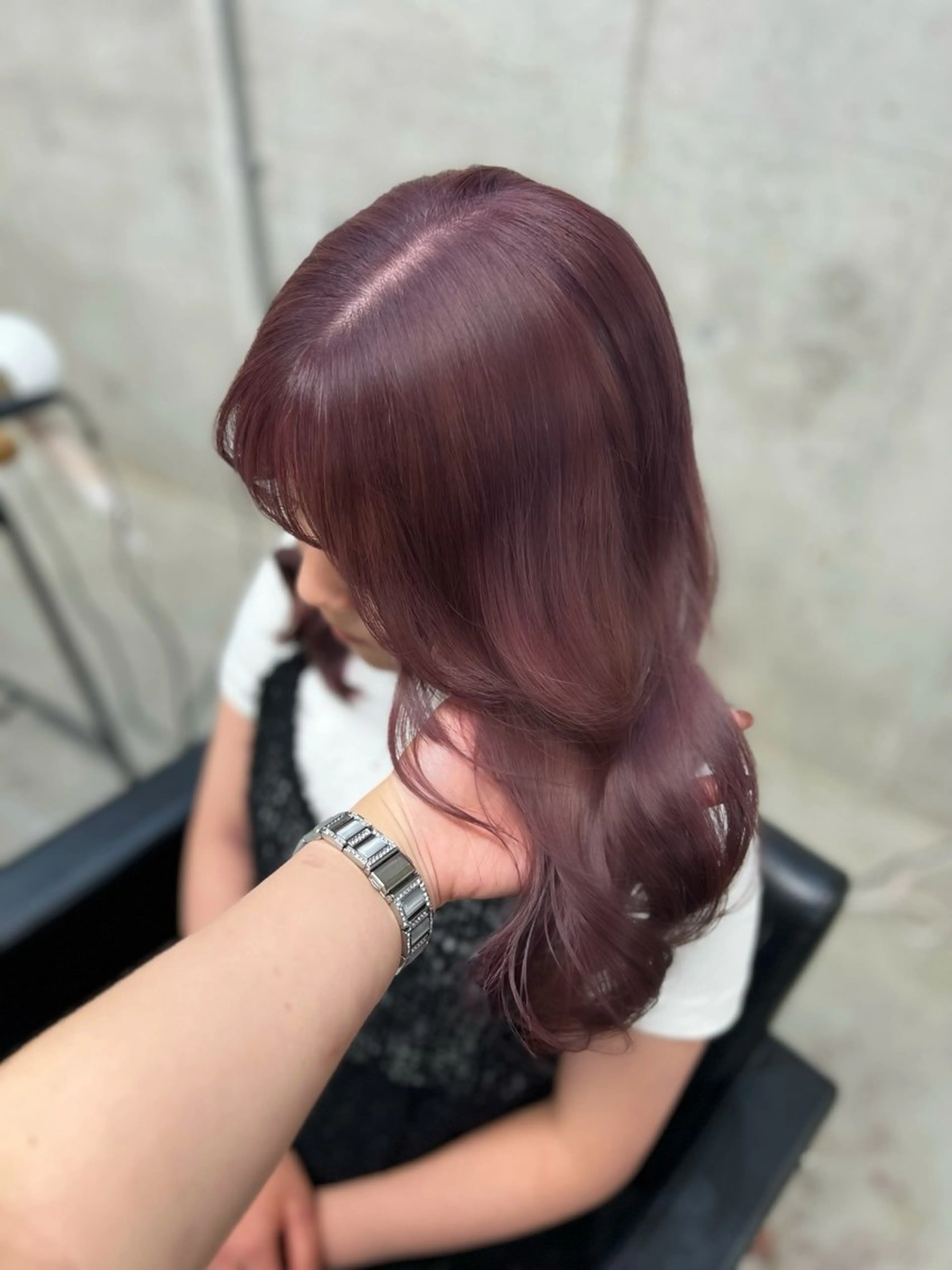 セミロング ピンクラベンダー ヘアカラー lafit kaede/韓国ヘアのヘアスタイル