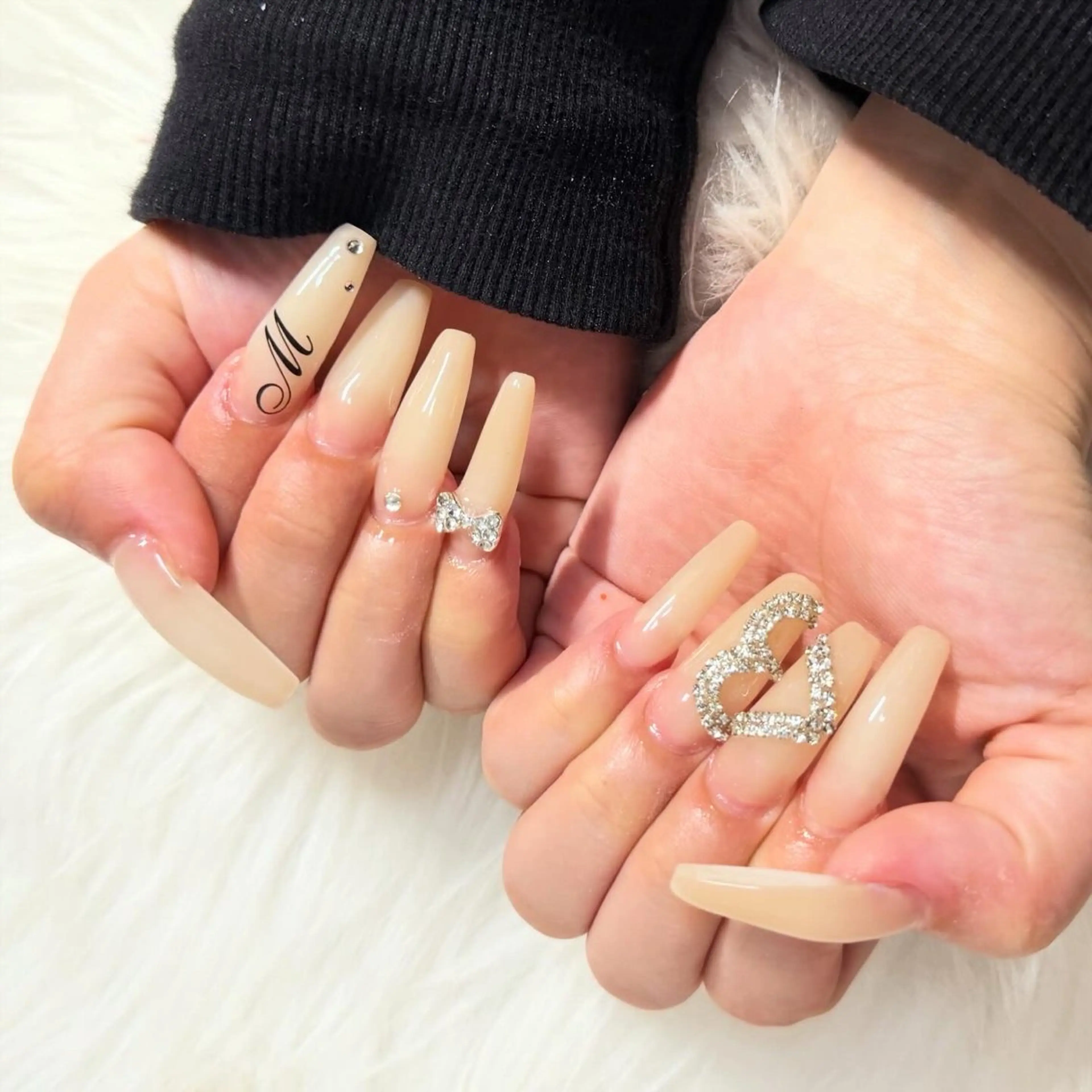 ロング ハンドネイル mao .のネイルデザイン