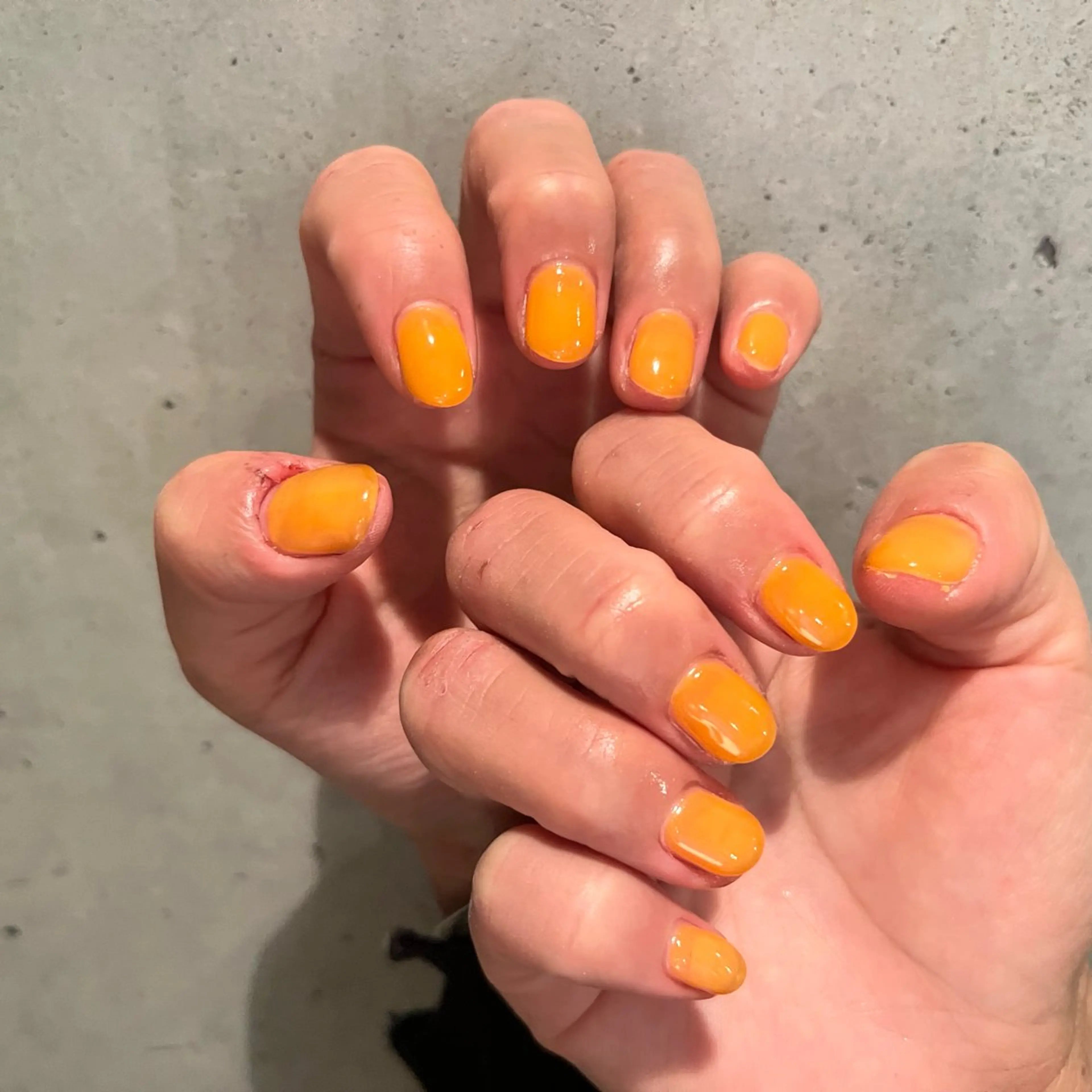 ネイル オレンジ ハンドネイル DariL Ayaのネイルデザイン