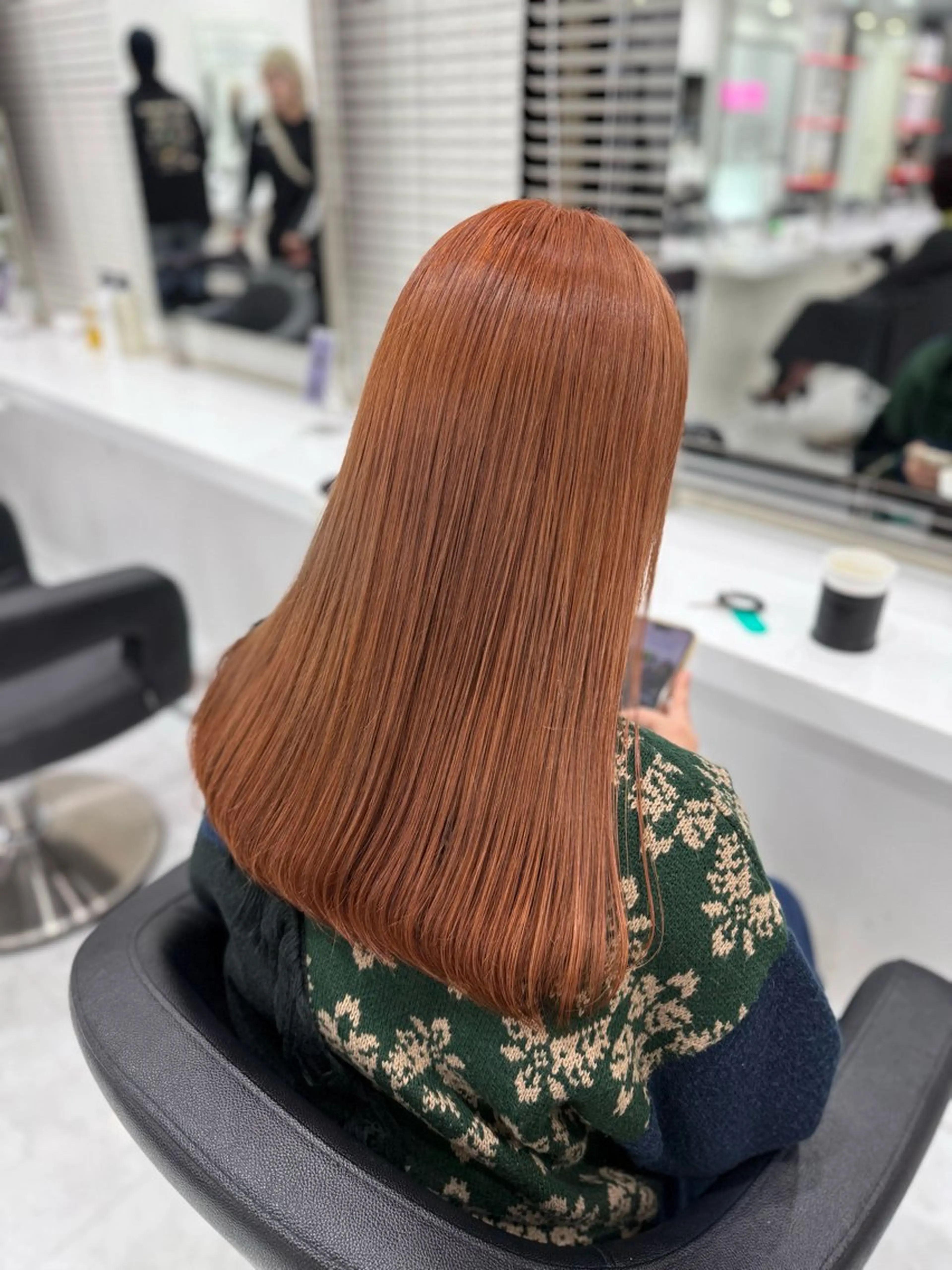 ロング カラー ベージュカラー オレンジ オレンジベージュ ブリーチなし🌼トレ ンド🌼似合わせのヘアスタイル