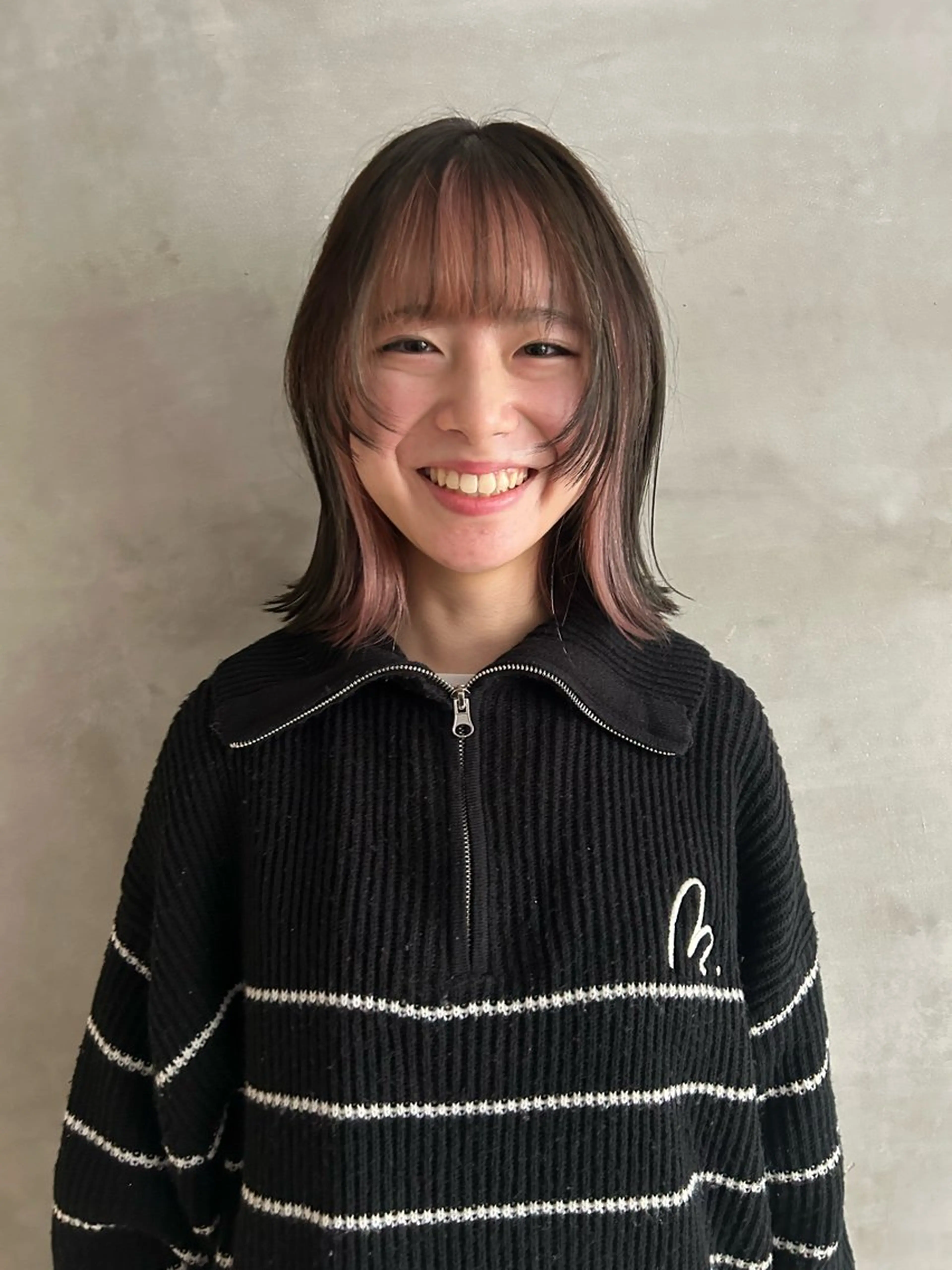 ミディアム カラー タナカ カナ🫧のヘアスタイル