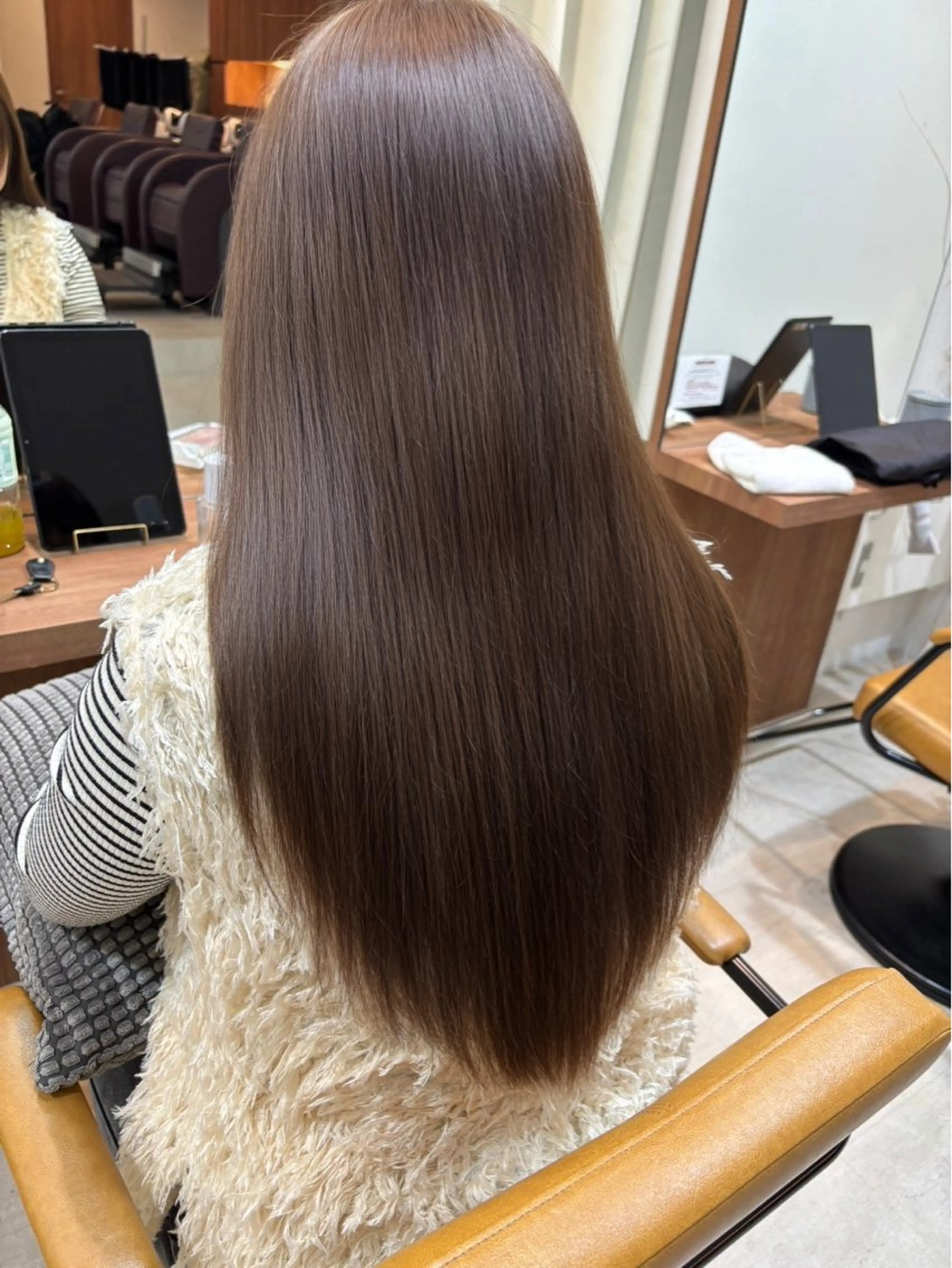 カラー トゥサリ/ 海外ヘア/レイヤーのヘアスタイル