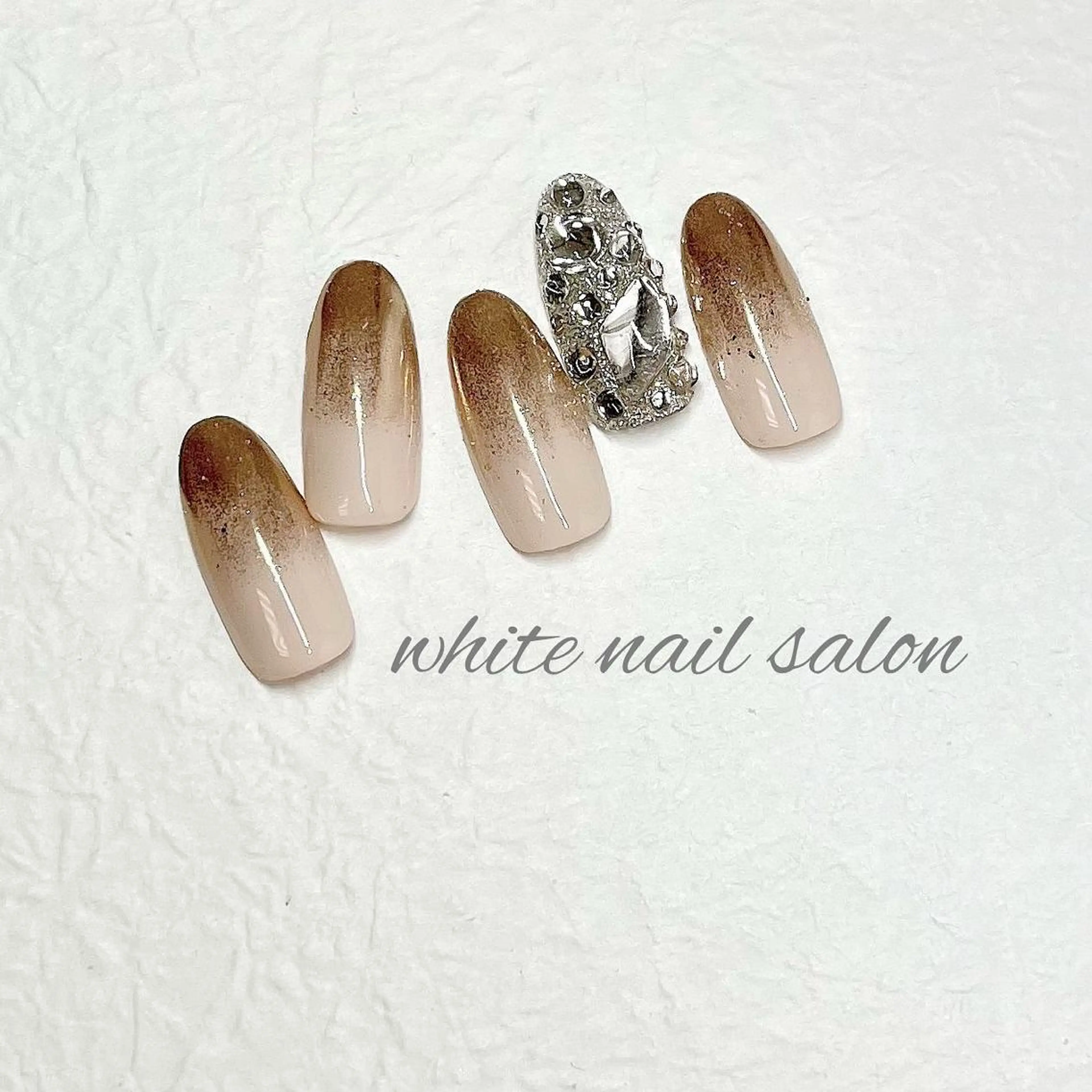 ネイル フットネイル ジェルネイル ハードジェル ラメ(グリッター) 持ち込み ハンドネイル white nail salonのネイルデザイン