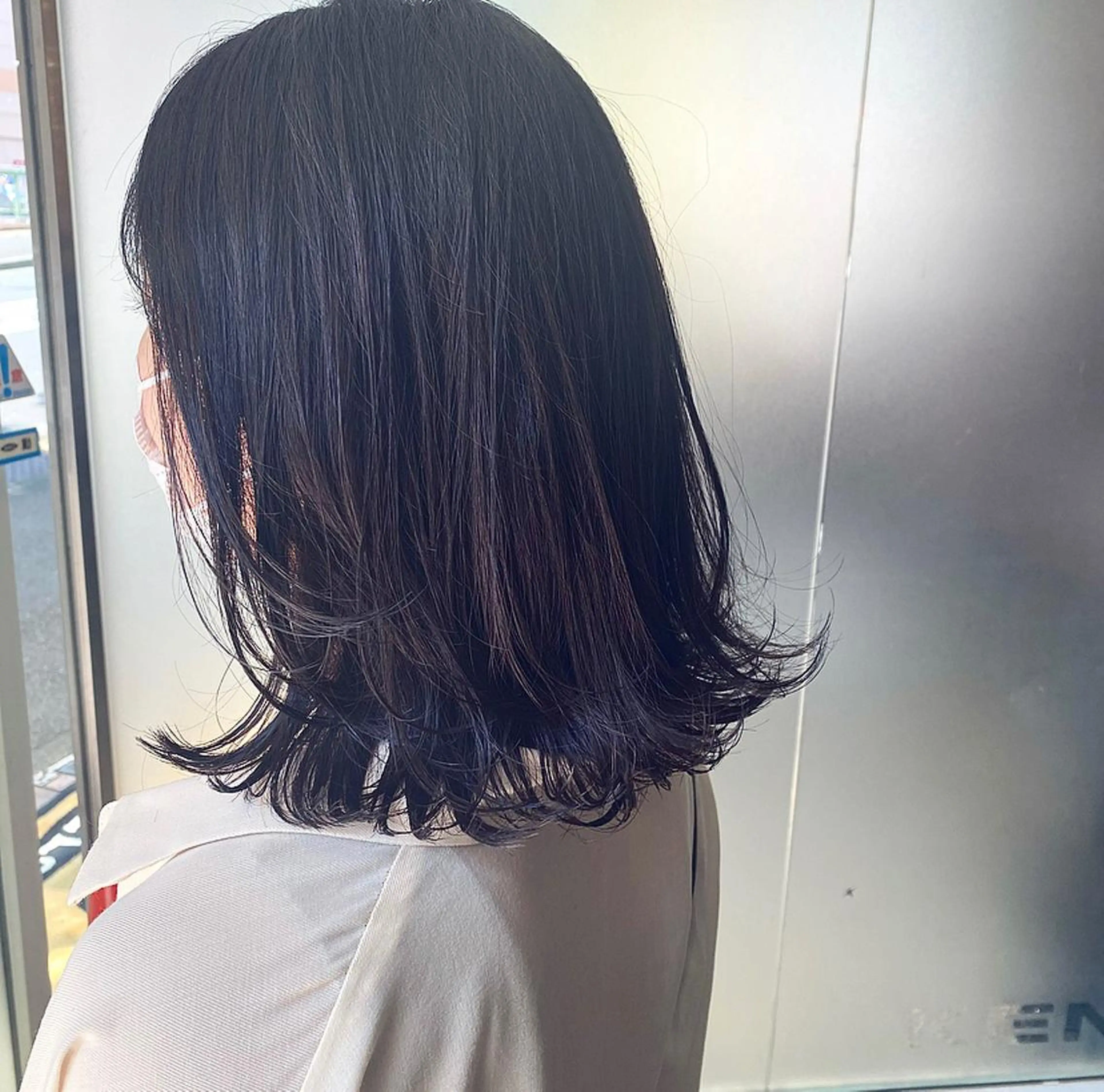 ミディアム カラー 滝本 里実のヘアスタイル