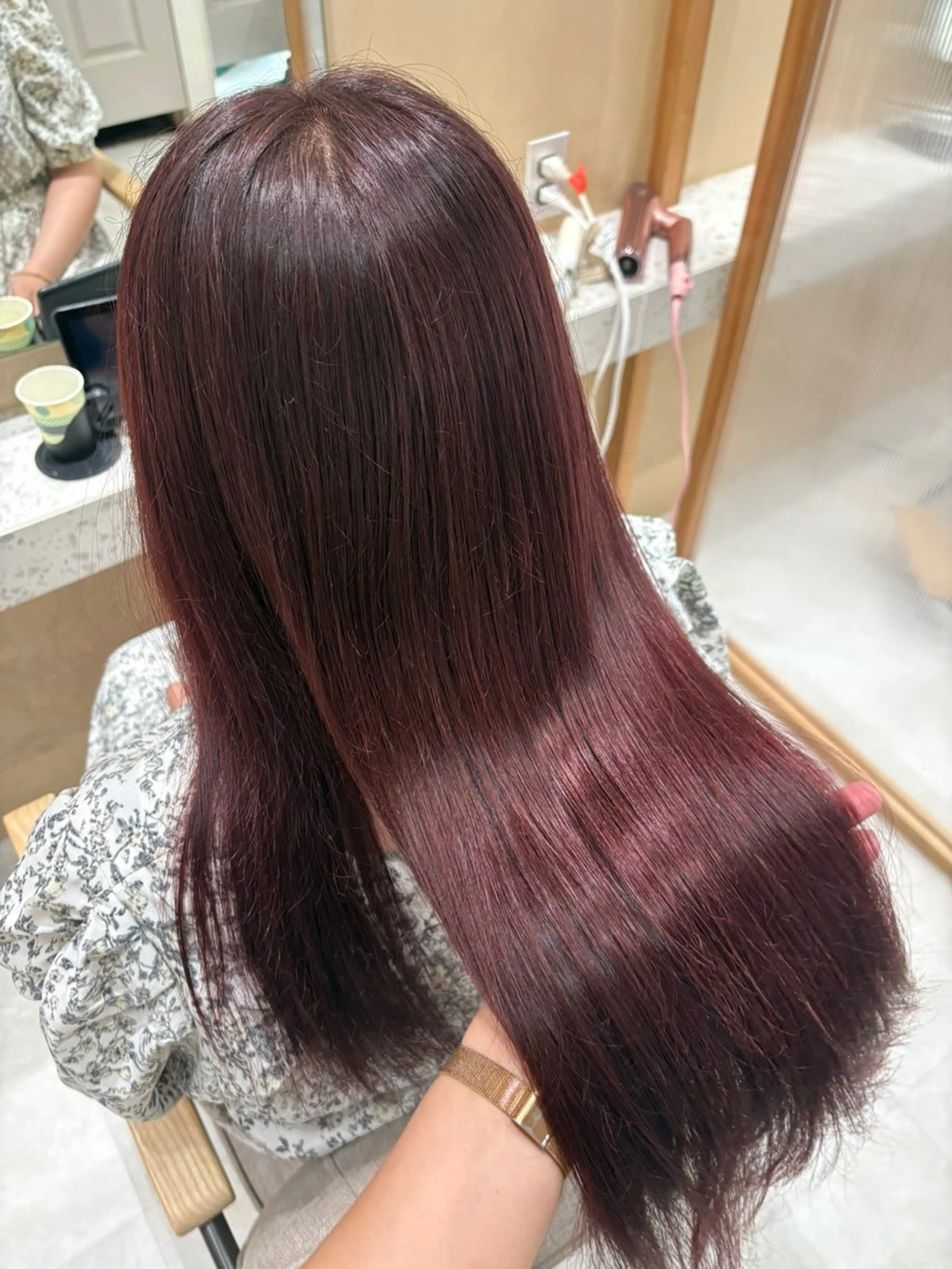 セミロング ピンクラベンダー カット ヘアカラー トリートメント 暖色韓国ヘア🤍 保科侑花のヘアスタイル