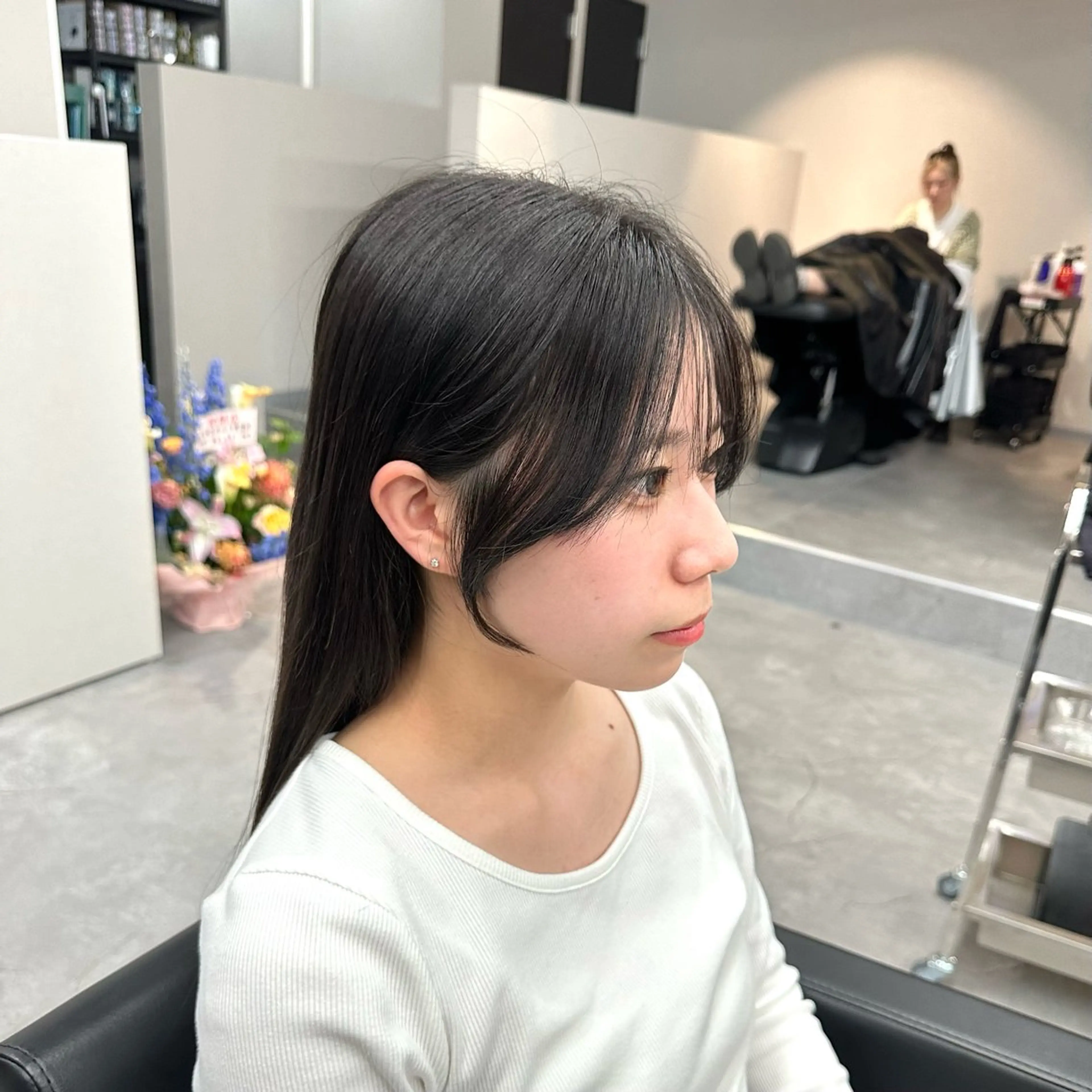 ロング 顔周りカット カット 千秋 秀容のヘアスタイル