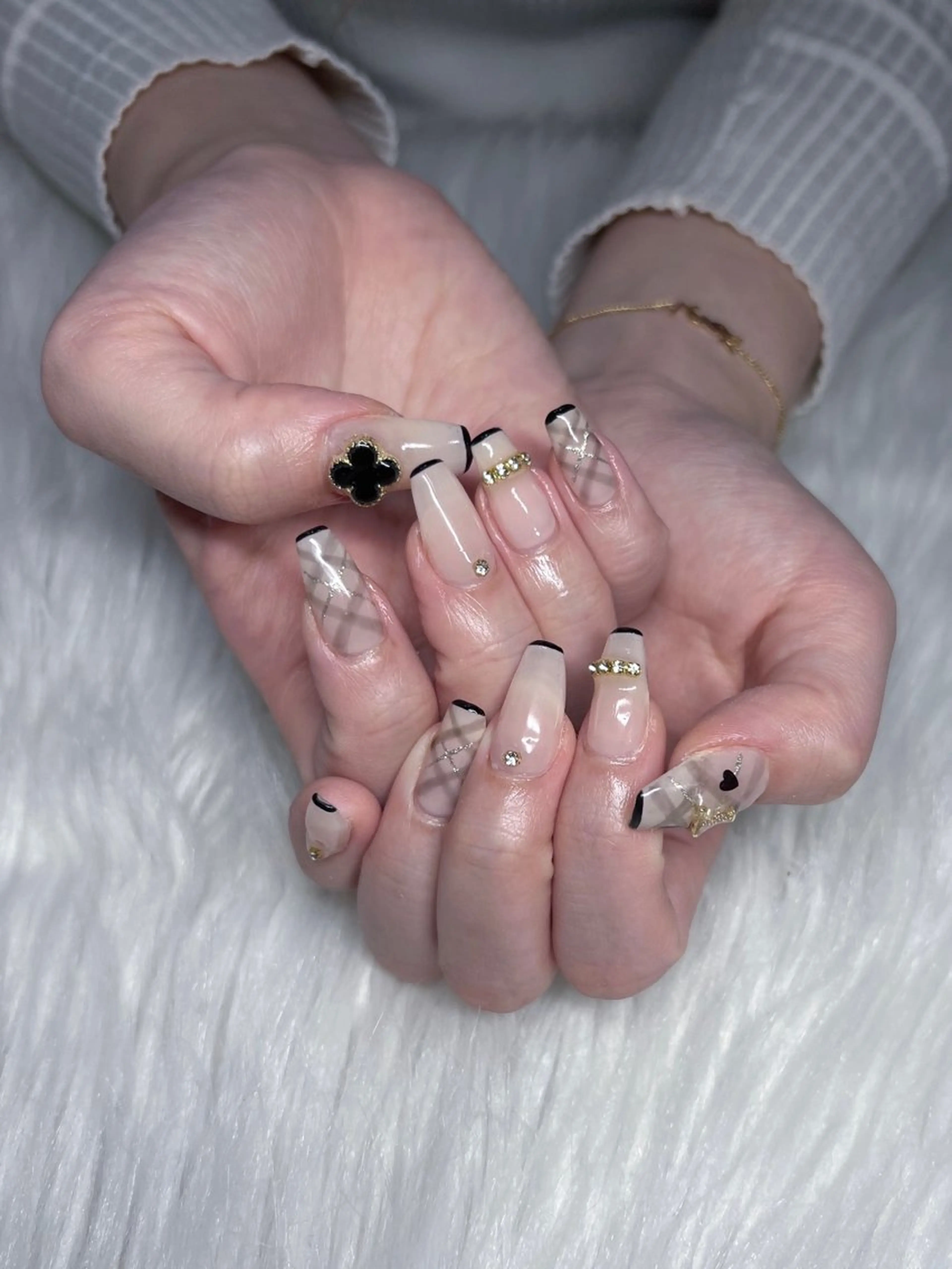 ネイル ハンドネイル Yudia Minoriのネイルデザイン