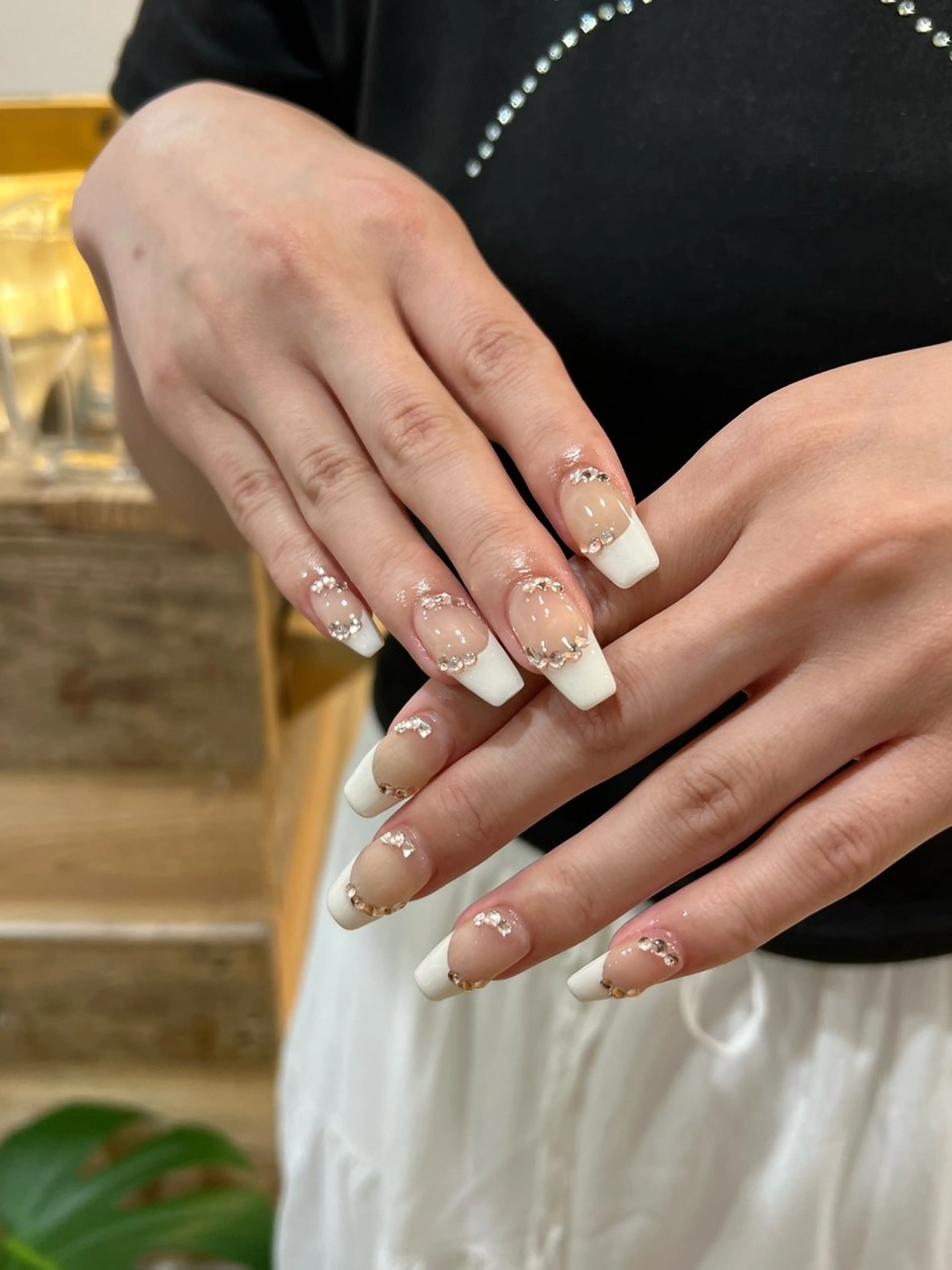 ネイル ハンドネイル フットネイル ハンドケア Nes.Nail所属・Miyagi Asamiのネイルデザイン