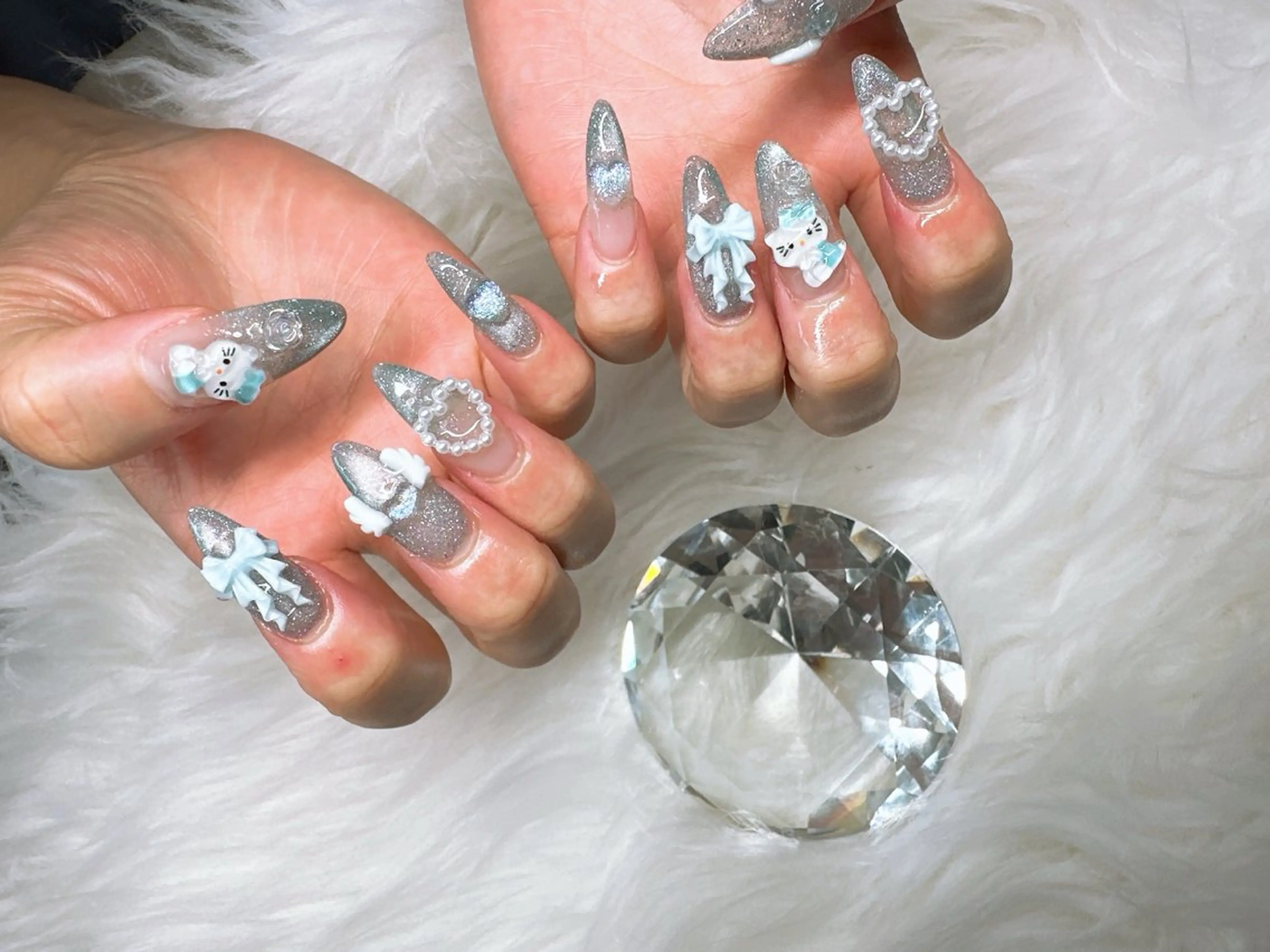 ネイル ブルー キラキラネイル nail salon OnRのネイルデザイン