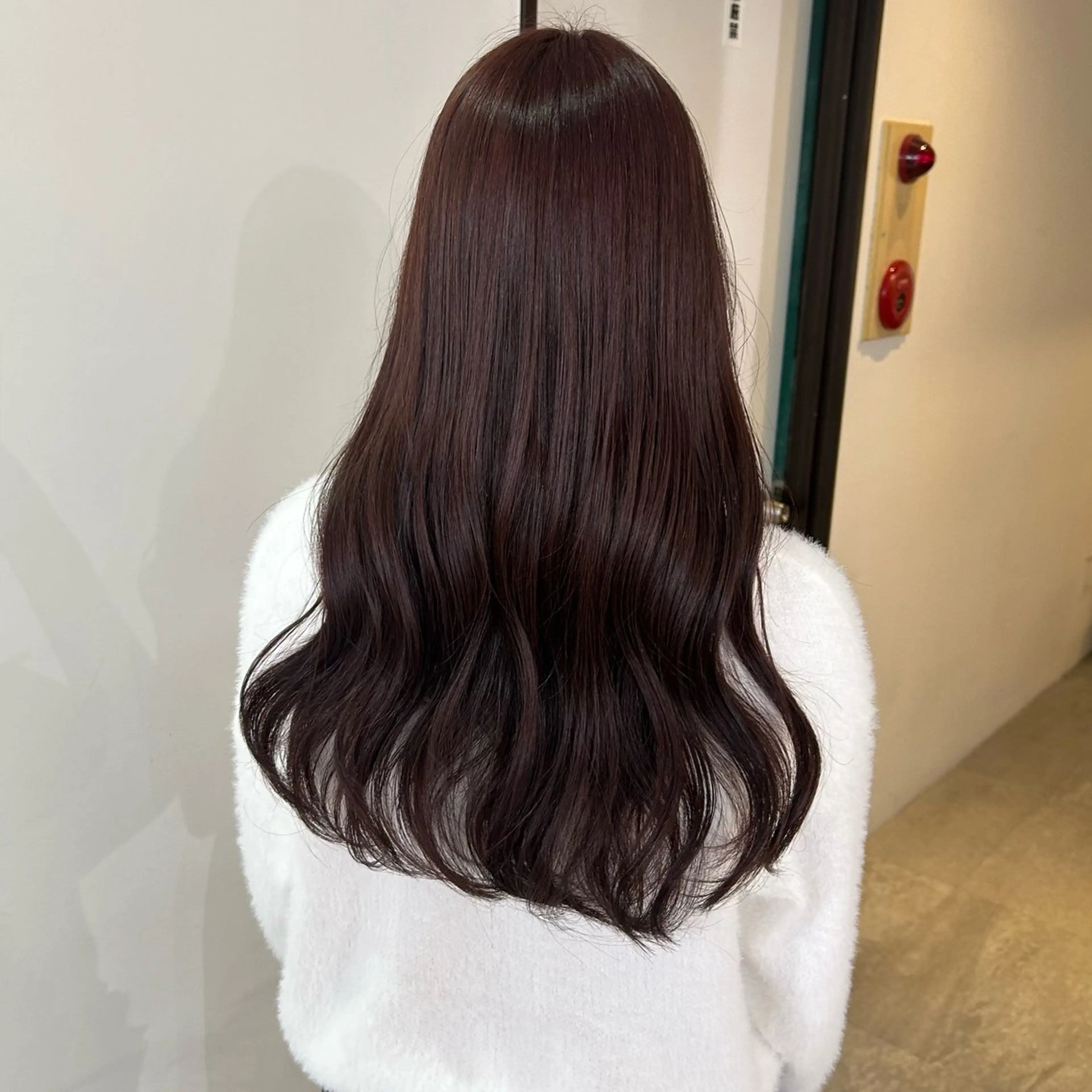 ロング カラー ブリーチ ケアブリーチ 透明感カラー ダブルカラー ブリーチなしカラー ヘアカラー トリートメント nonoka オリーブ/レイヤーのヘアスタイル