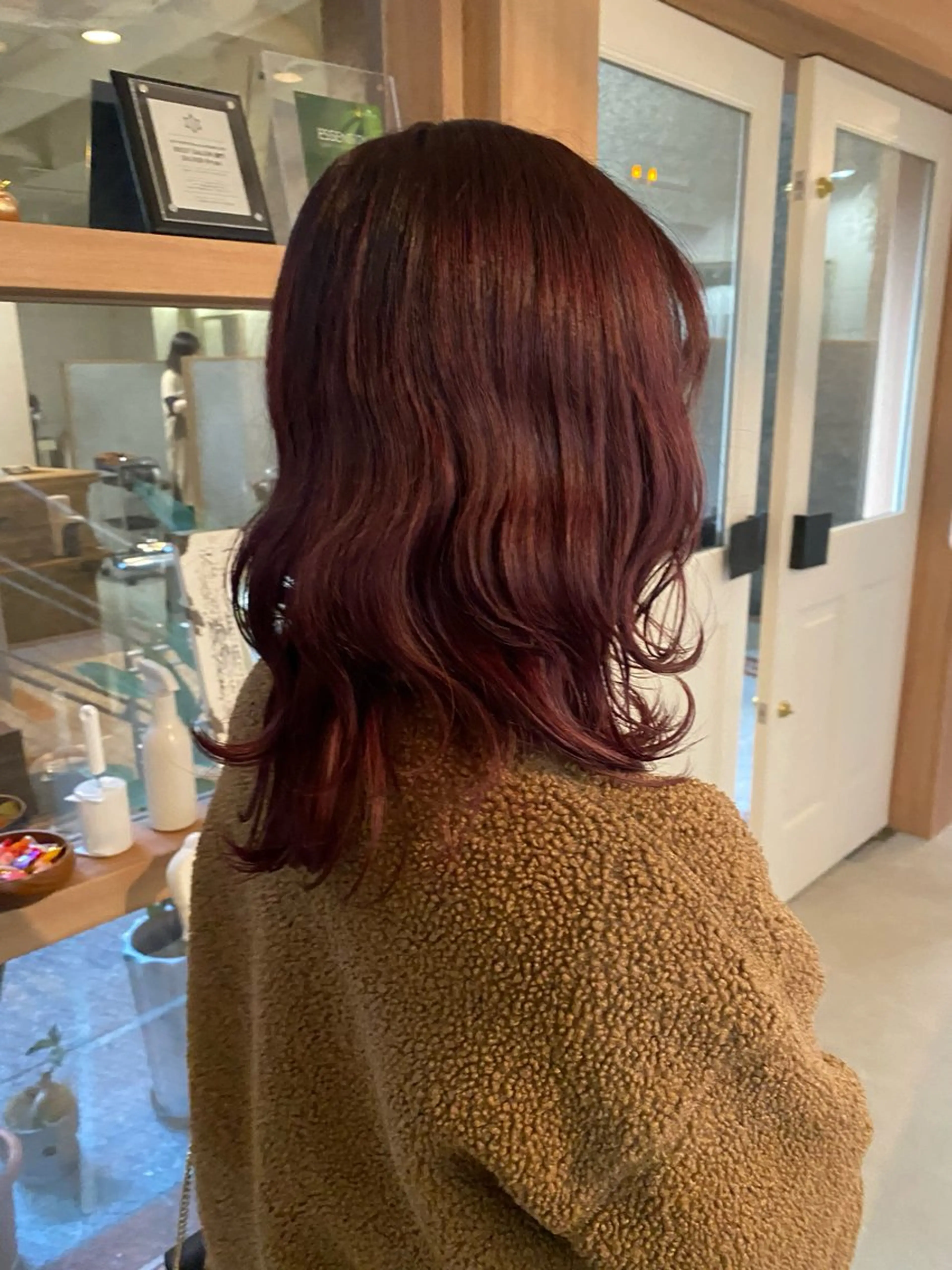 ミディアム カラー stylist 倉本恋のヘアスタイル