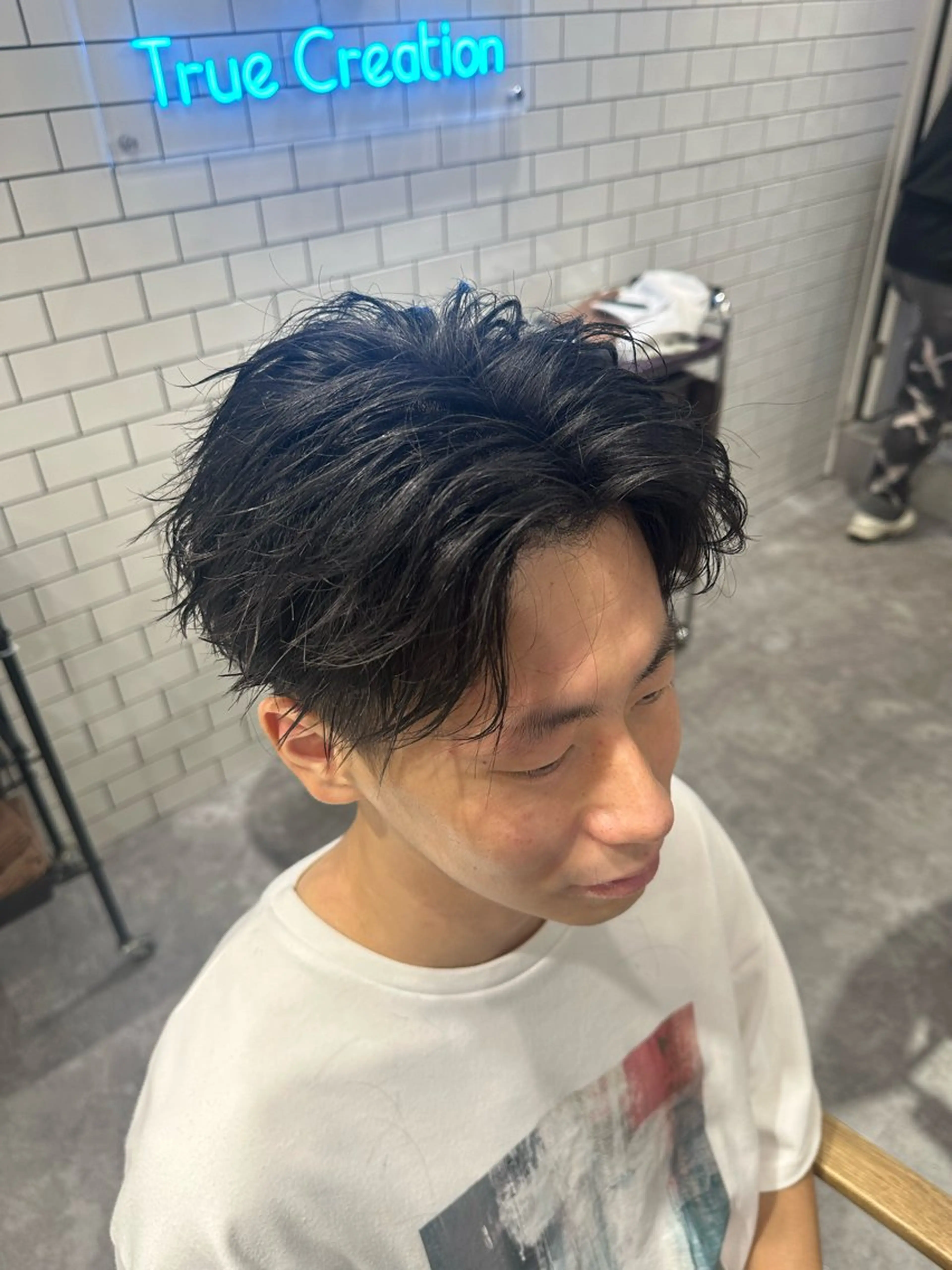 メンズ センターパート カット 💎メンズカット ／フェザー／細野💎のヘアスタイル