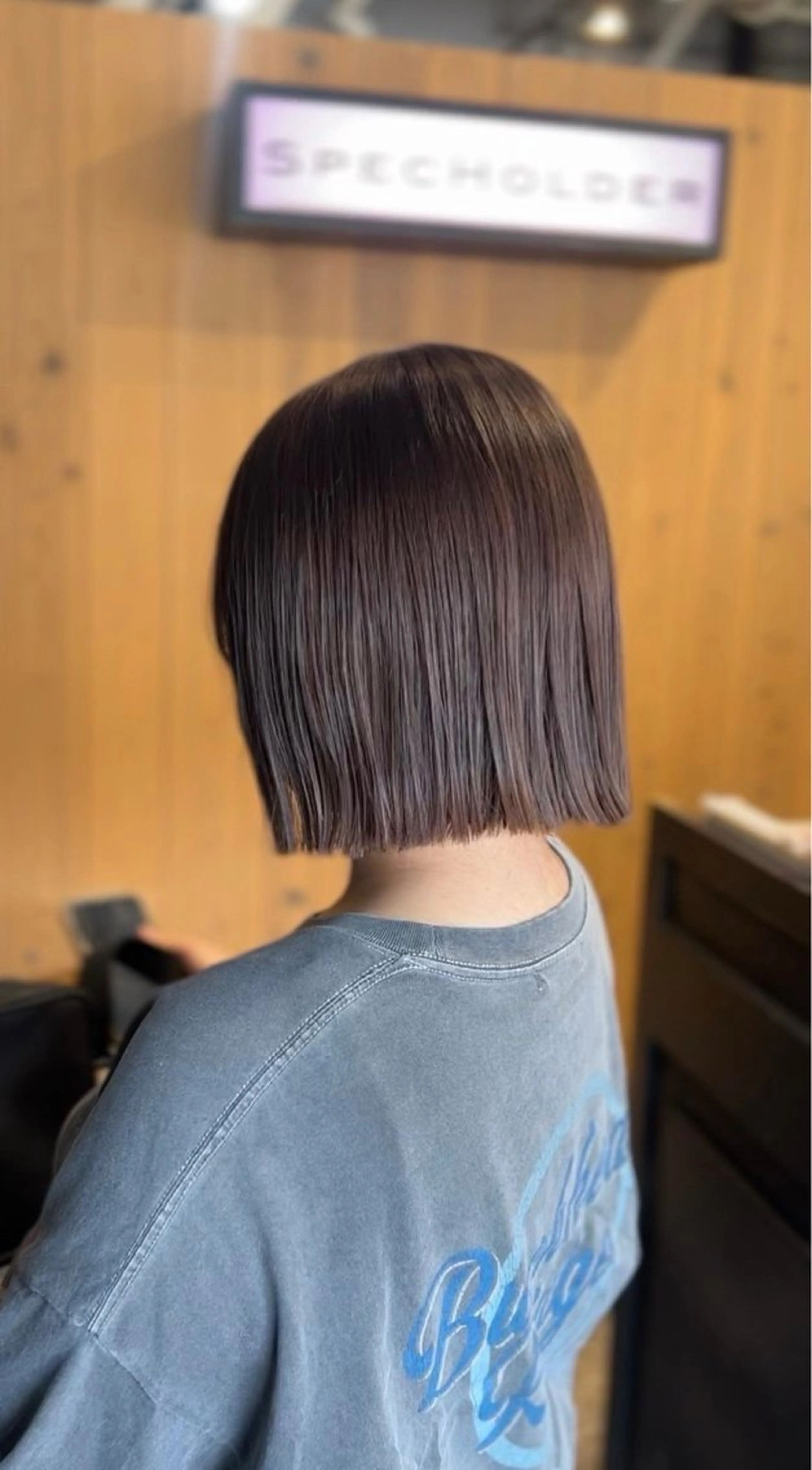 ショート カラー ブラウンカラー 神田 紗羽のヘアスタイル