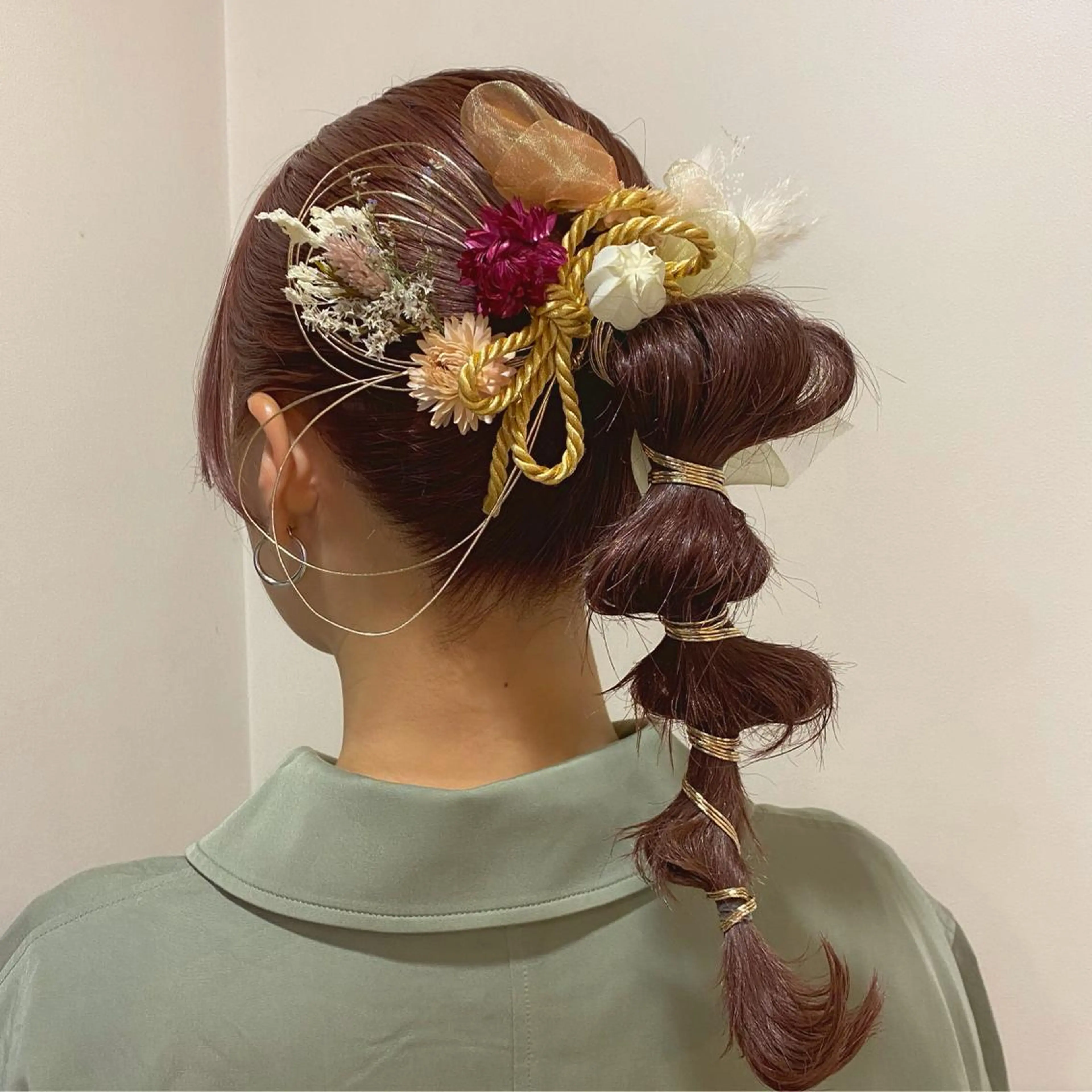 ヘアアレンジ 卒業式のヘアスタイル 顔まわり‎🤍小顔 カット🤍みさきのヘアスタイル