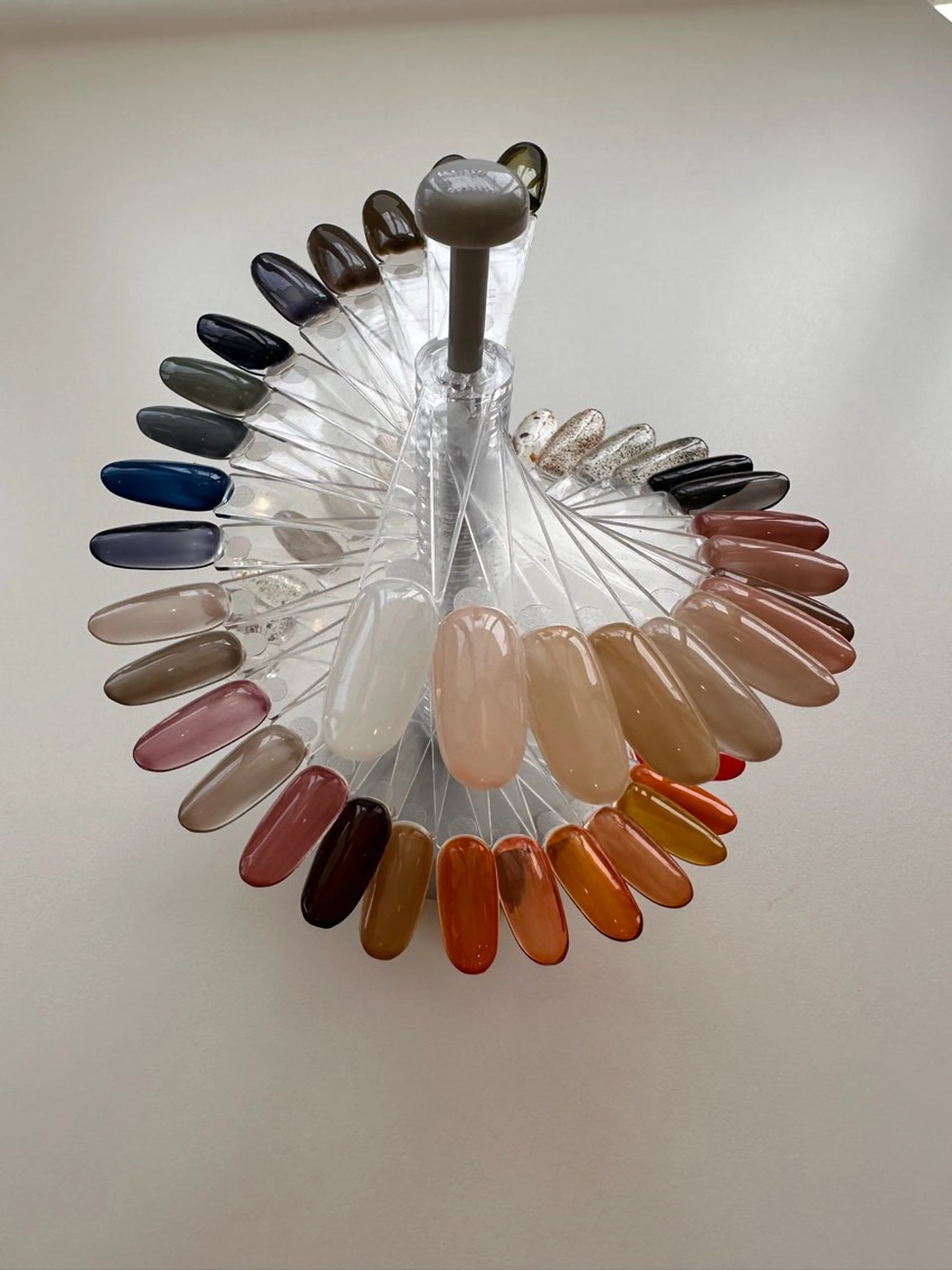 【カフェドリンク1杯プレゼント】美フォルムワンカラー(色混ぜ可能)の写真