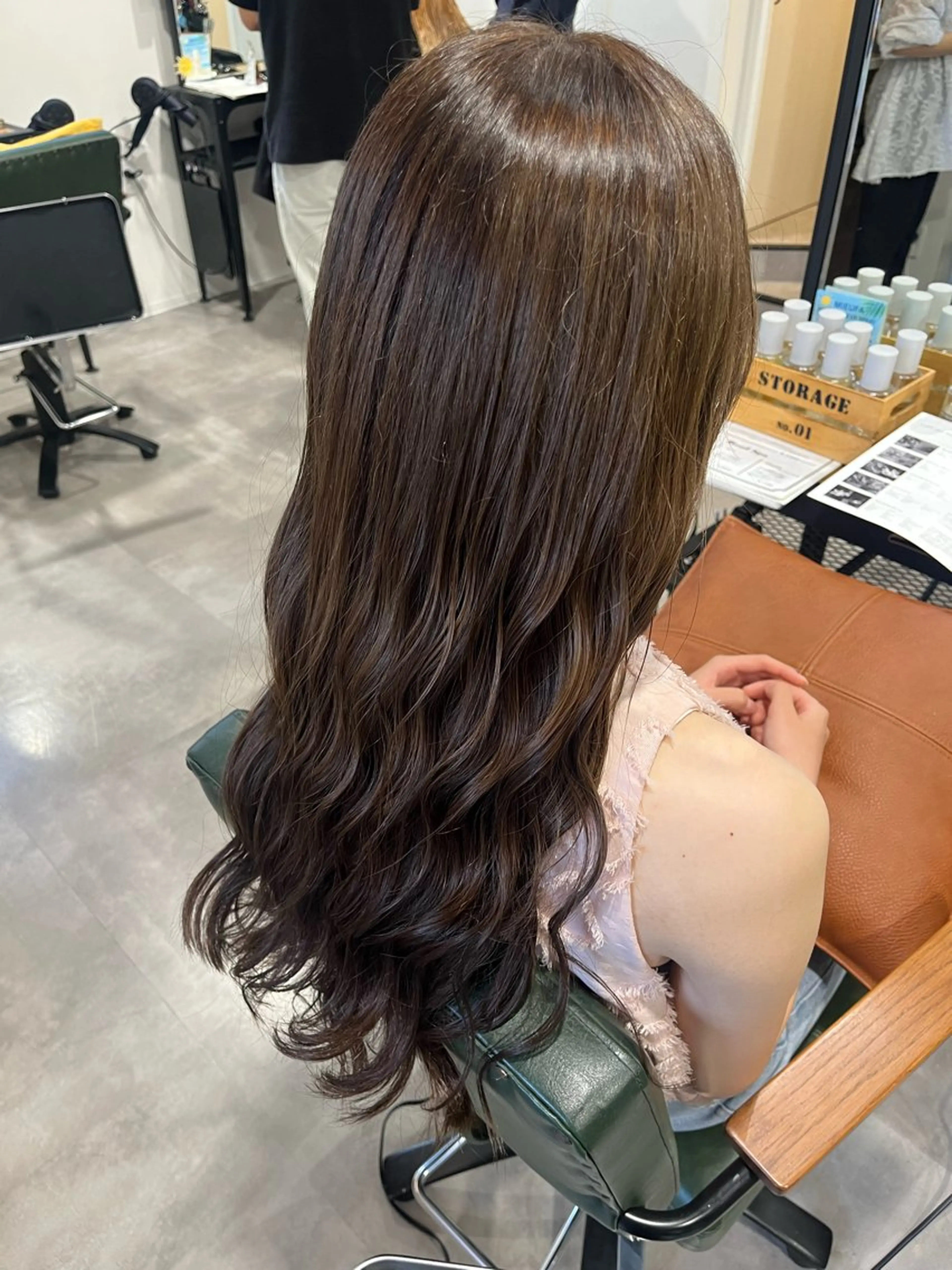 ロング ヘアカラー 艶カラー透明感カラー まいか🫧‪のヘアスタイル