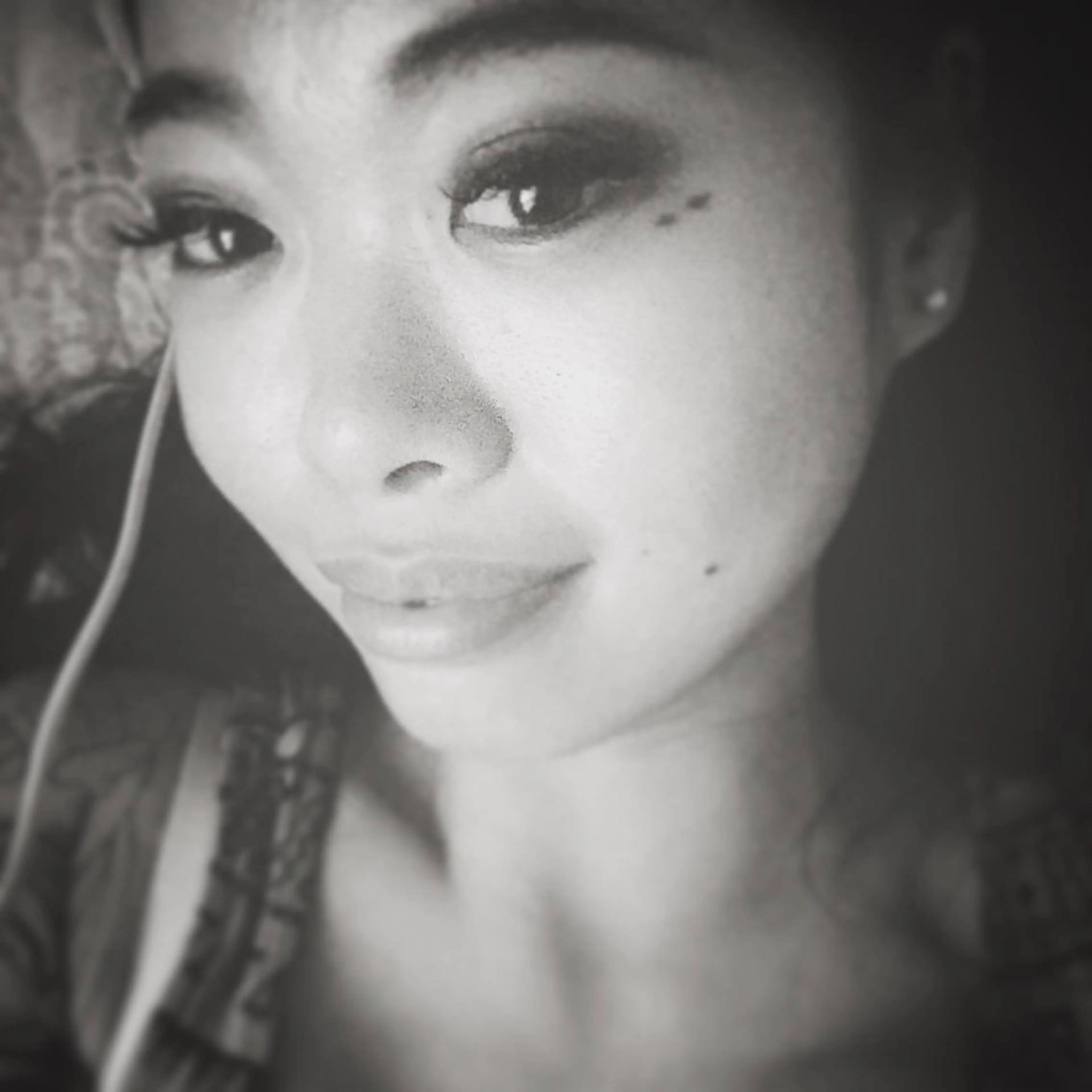 ミディアム カラー パーマ ヘアアレンジ キッズ ネイル 岩崎 克秀のヘアスタイル