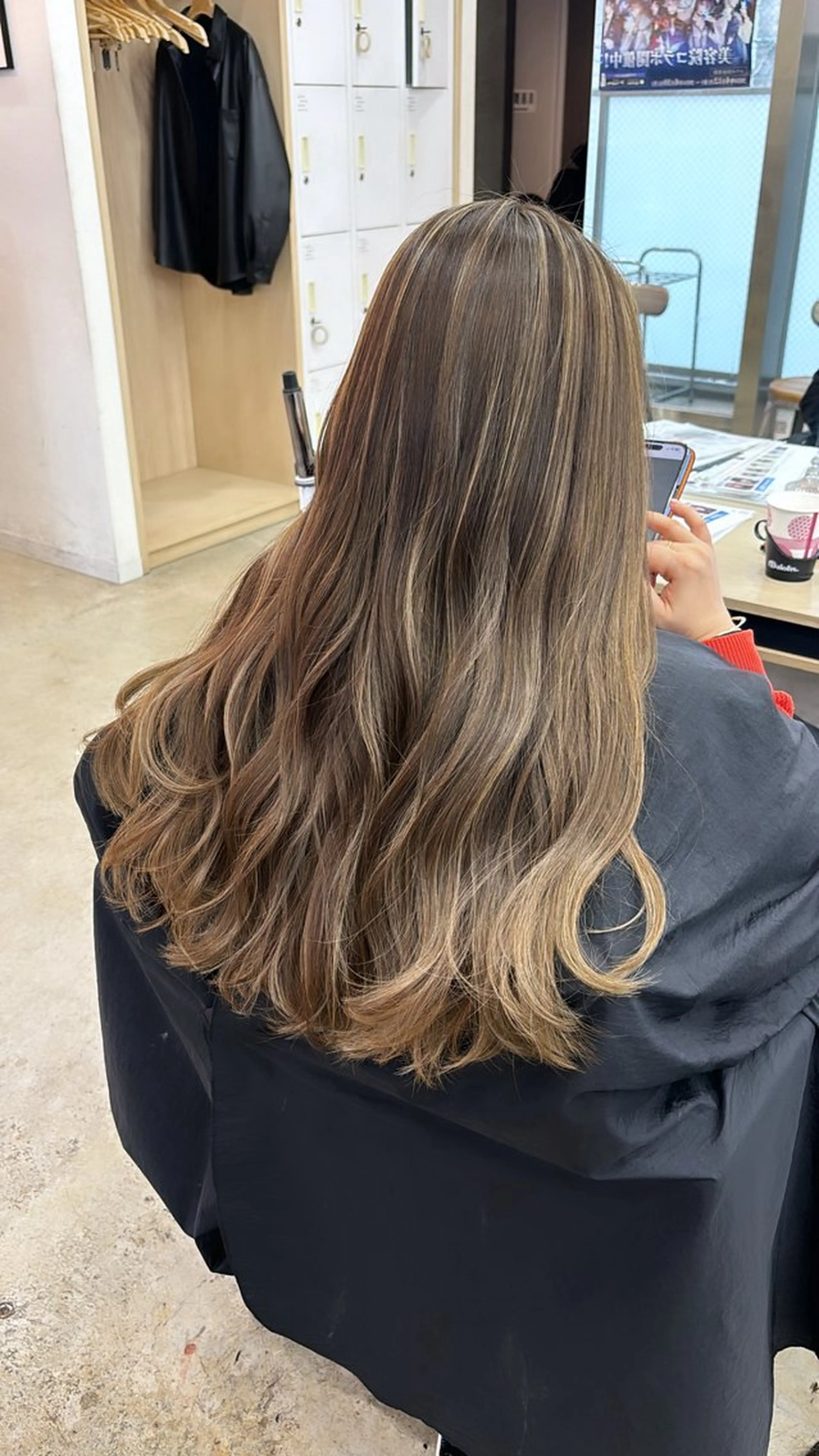 ロング カラー ハイライトカラー ハイライト トリートメント カット ヘアカラー 🪽髪質改善矯正 🤍MIU🤍のヘアスタイル