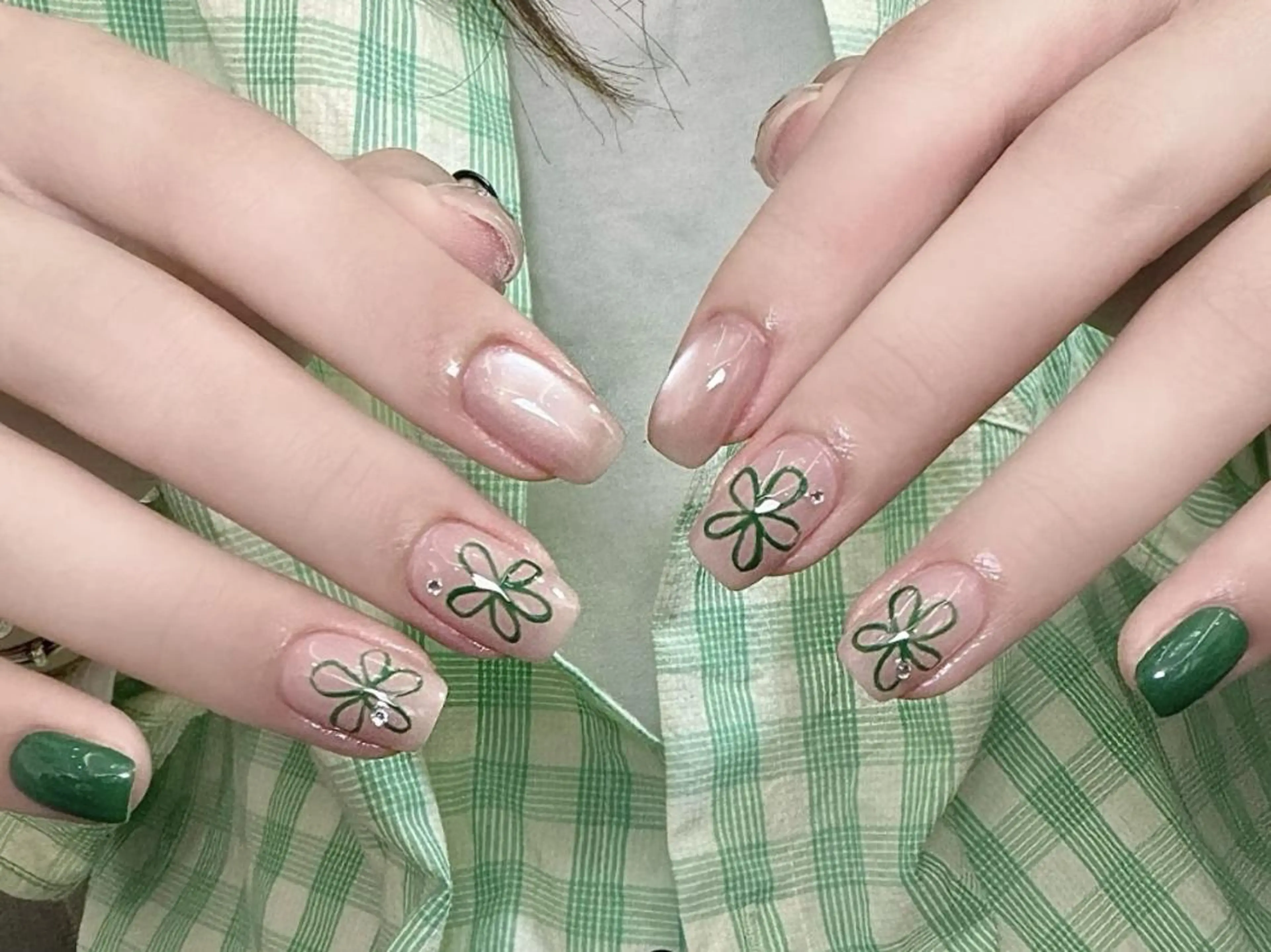 ネイル haruka 🧸のネイルデザイン