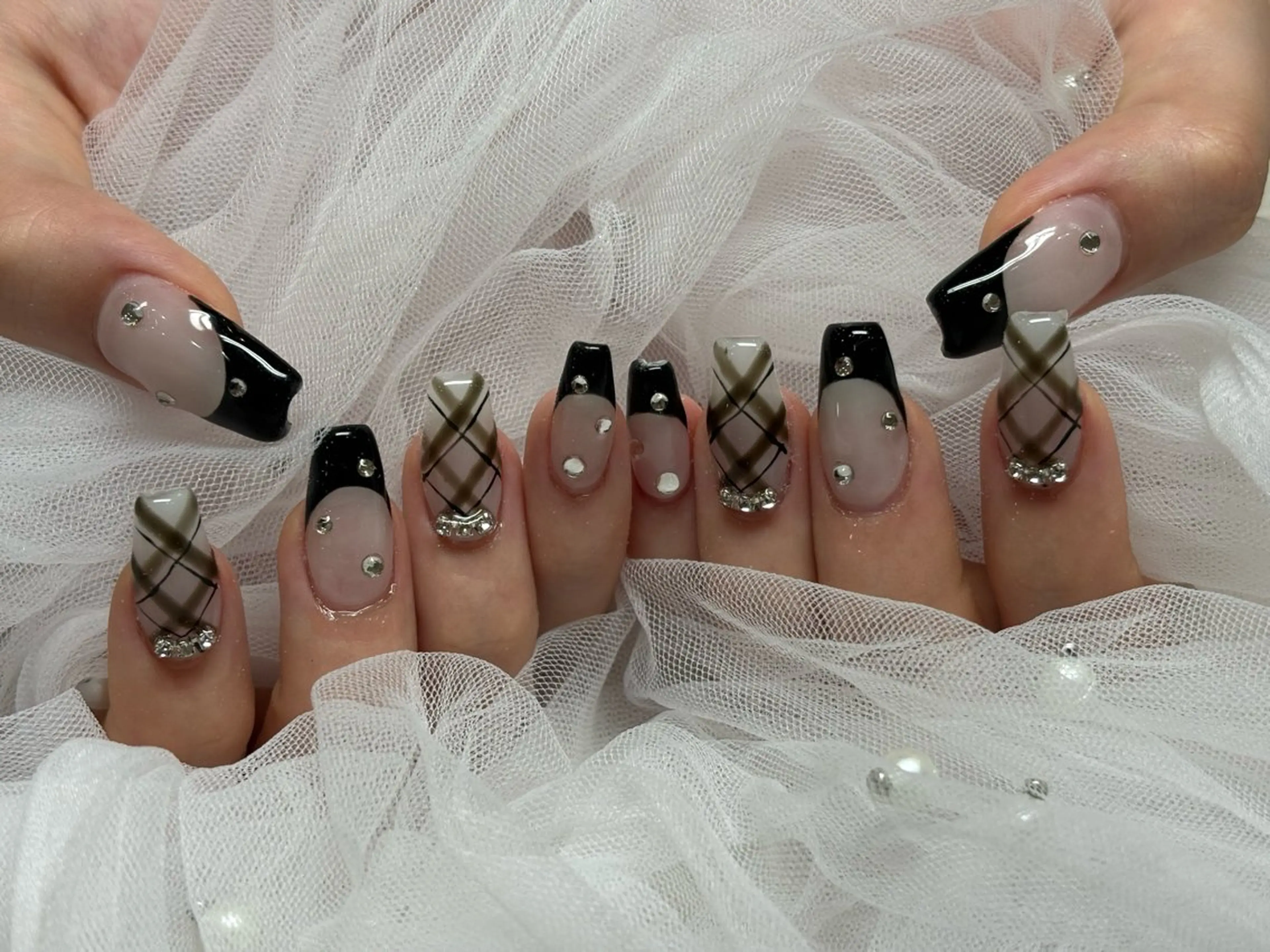 ネイル ハンドネイル SOARE🤍 🤍のネイルデザイン