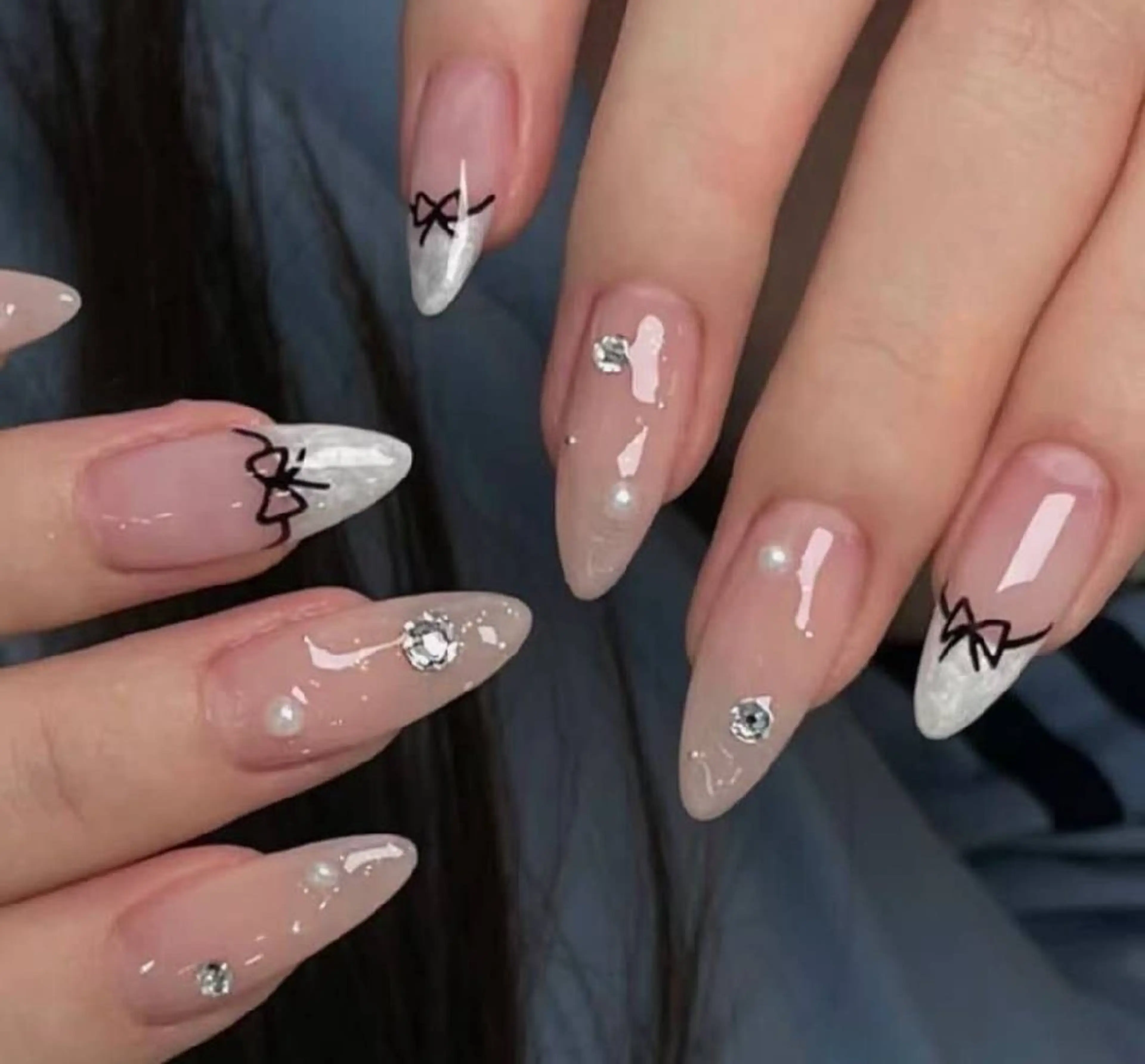 ネイル オーロラネイル フラワーネイル フットネイル フレンチネイル ジェルネイル ハンドネイル Oomiya 服部のネイルデザイン