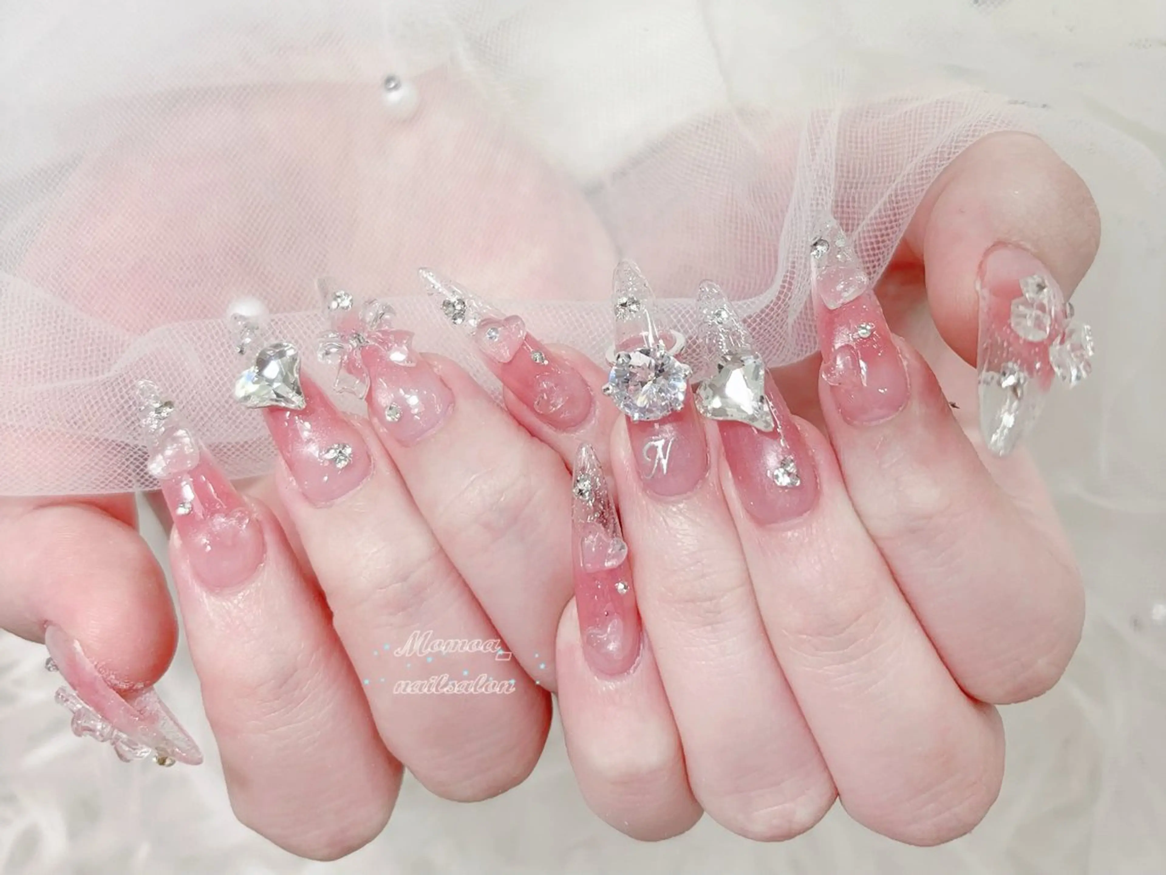 ネイル 成人式 マグネットネイル 大理石ネイル(マーブル) リボン 夏ネイル ハンドネイル MoMoA Nail ネイル長さ出し専門店のネイルデザイン