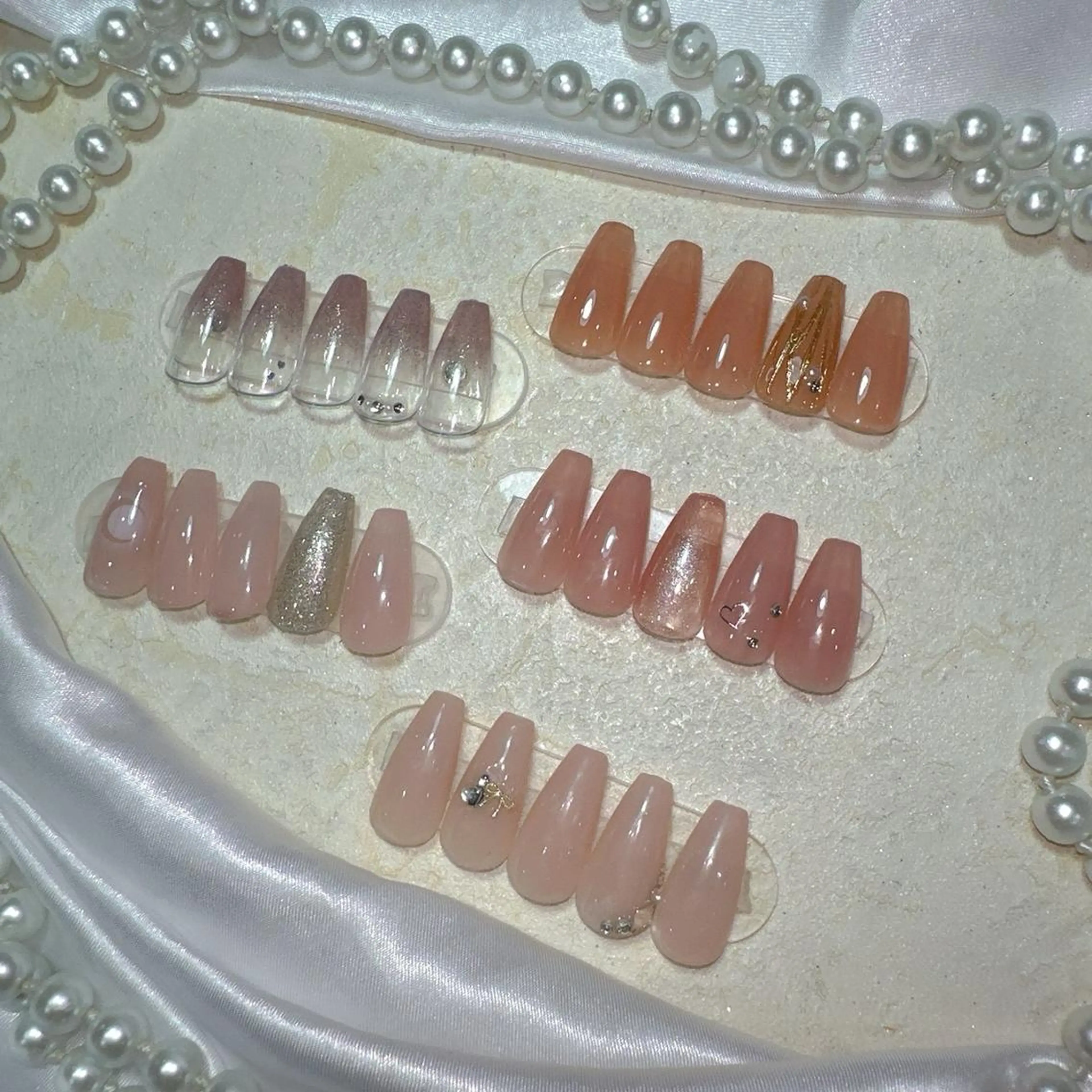 ネイル アートネイル フラッシュネイル ジェルネイル 氷ネイル・うるうるネイル キラキラネイル You&Me Yuiのネイルデザイン