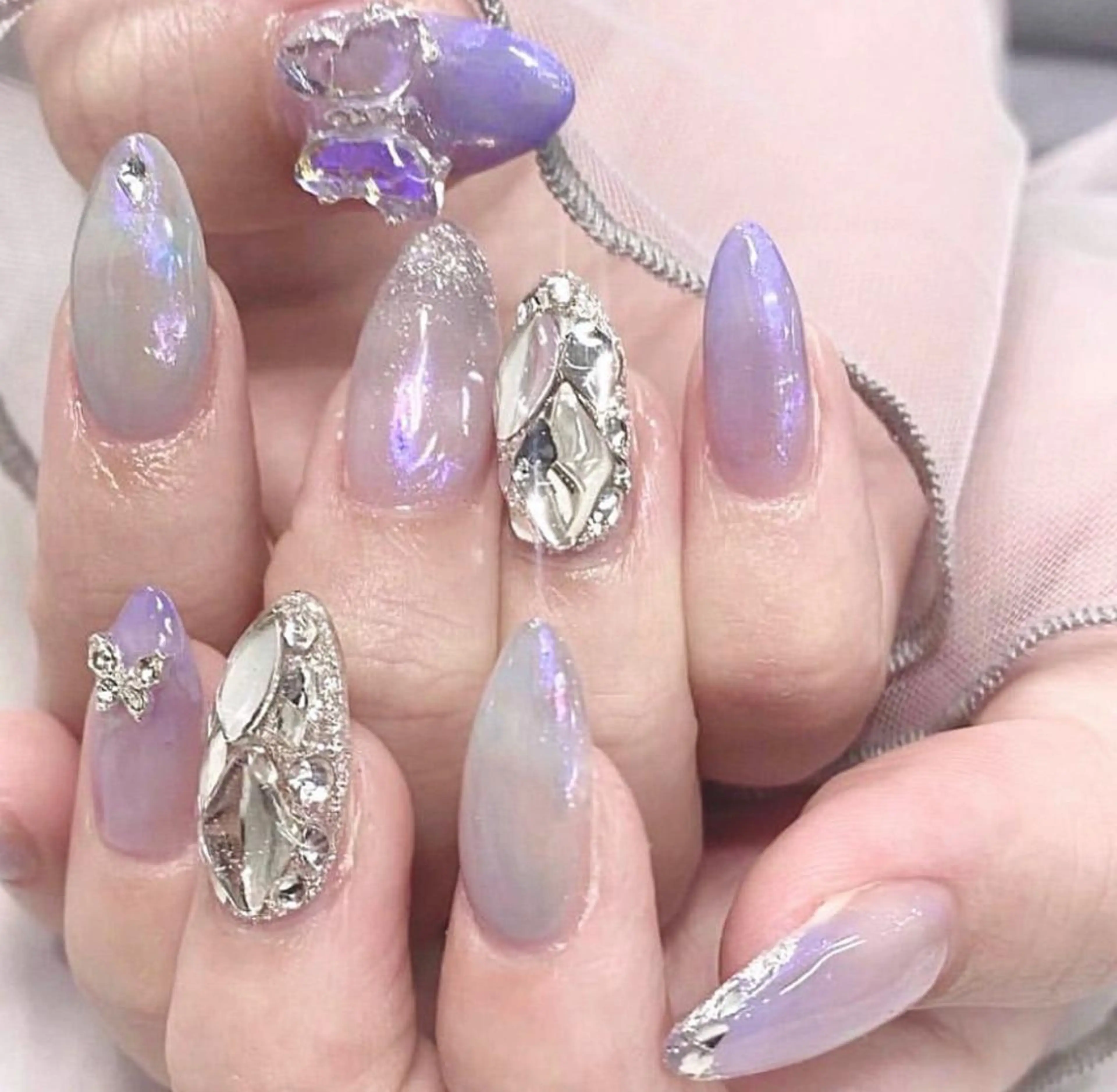 ネイル lace adorable所属・レース アドラブル eyeのマツエク・マツパデザイン