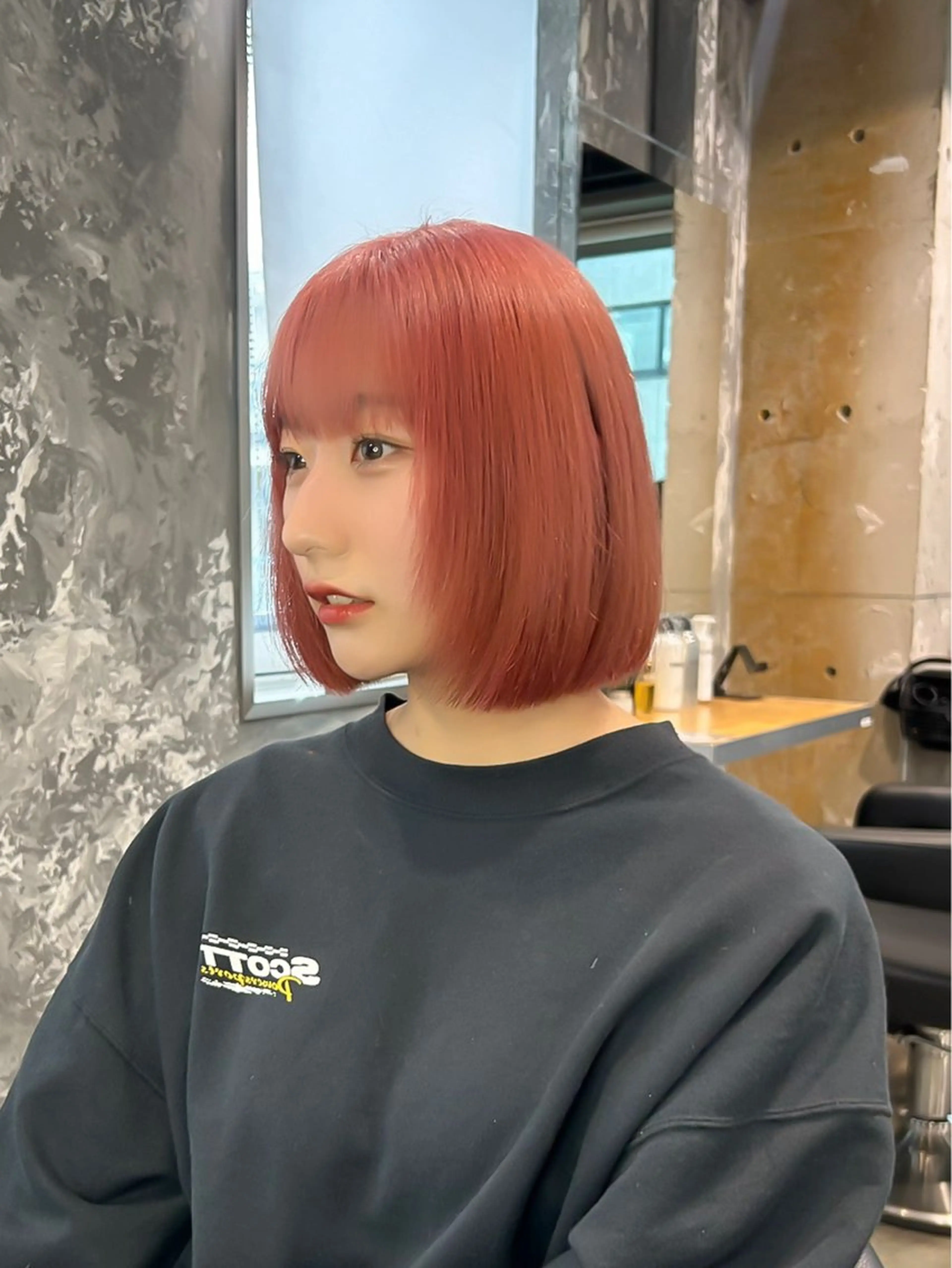 ショート カラー 切りっぱなしボブ ハイトーンカラー ピンクカラー ボブ 【縮毛矯正ブリーチ】 MANATO🌈のヘアスタイル