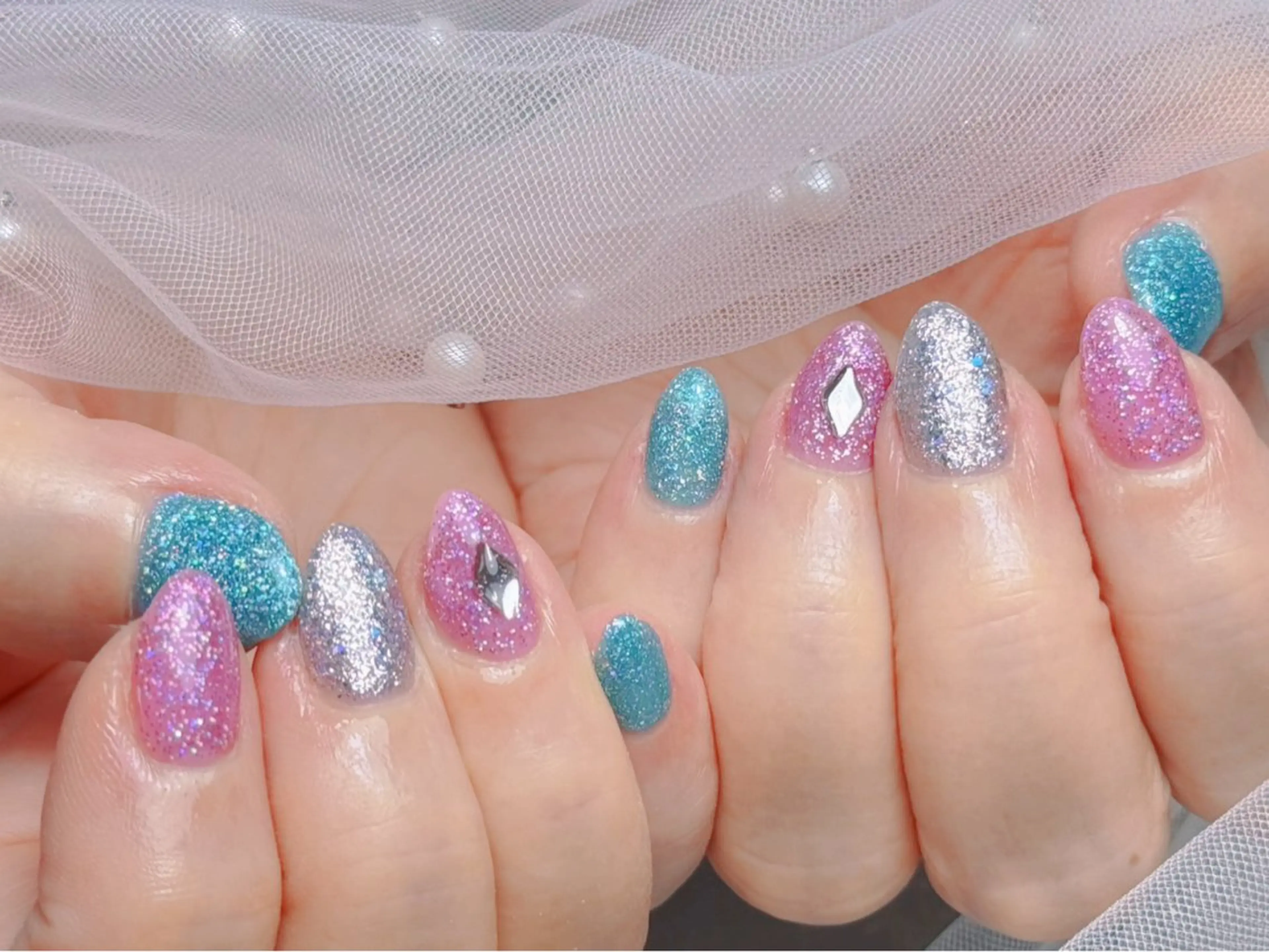 ネイル マジック ミラーのネイルデザイン