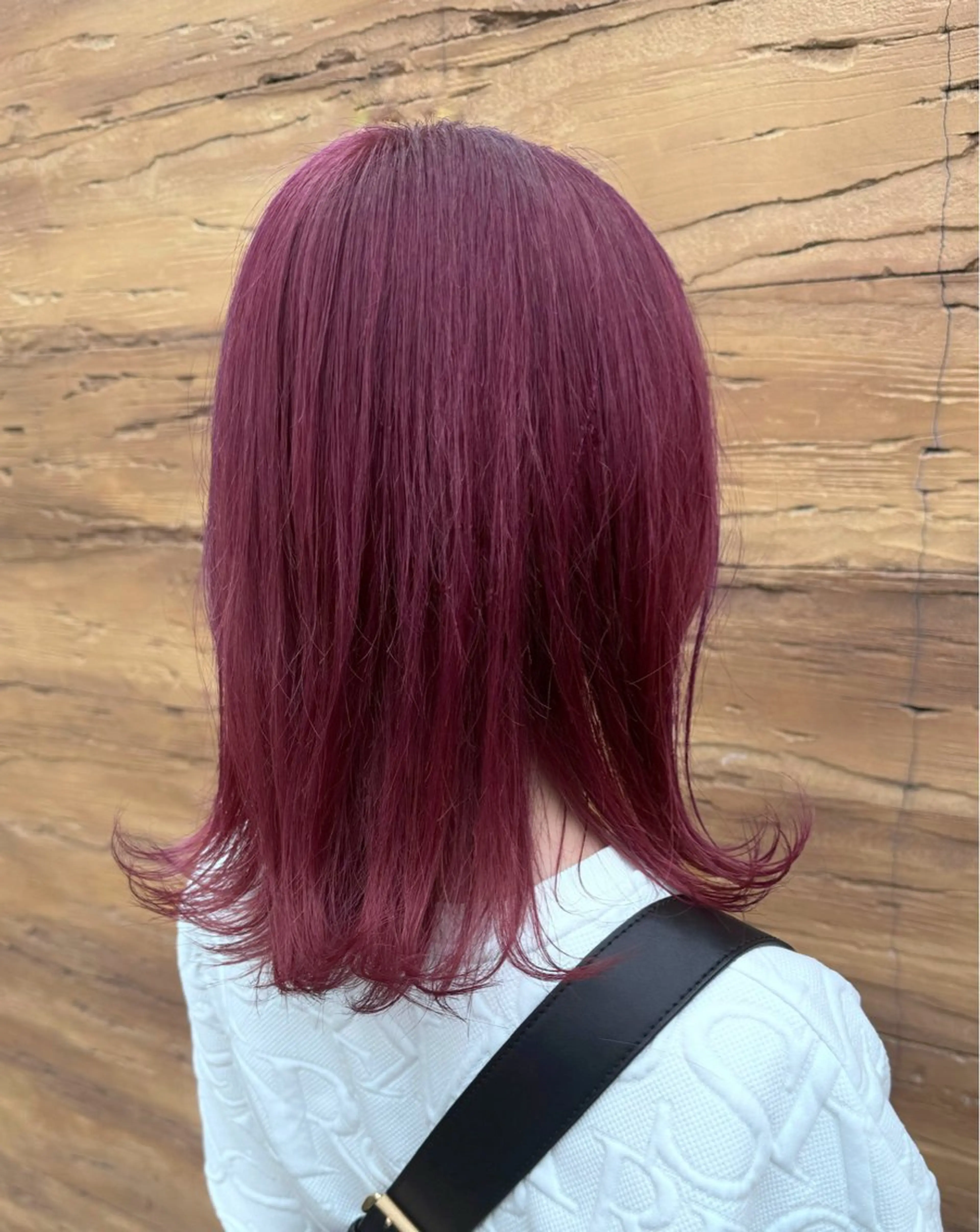 カラー 秋山 俊のヘアスタイル