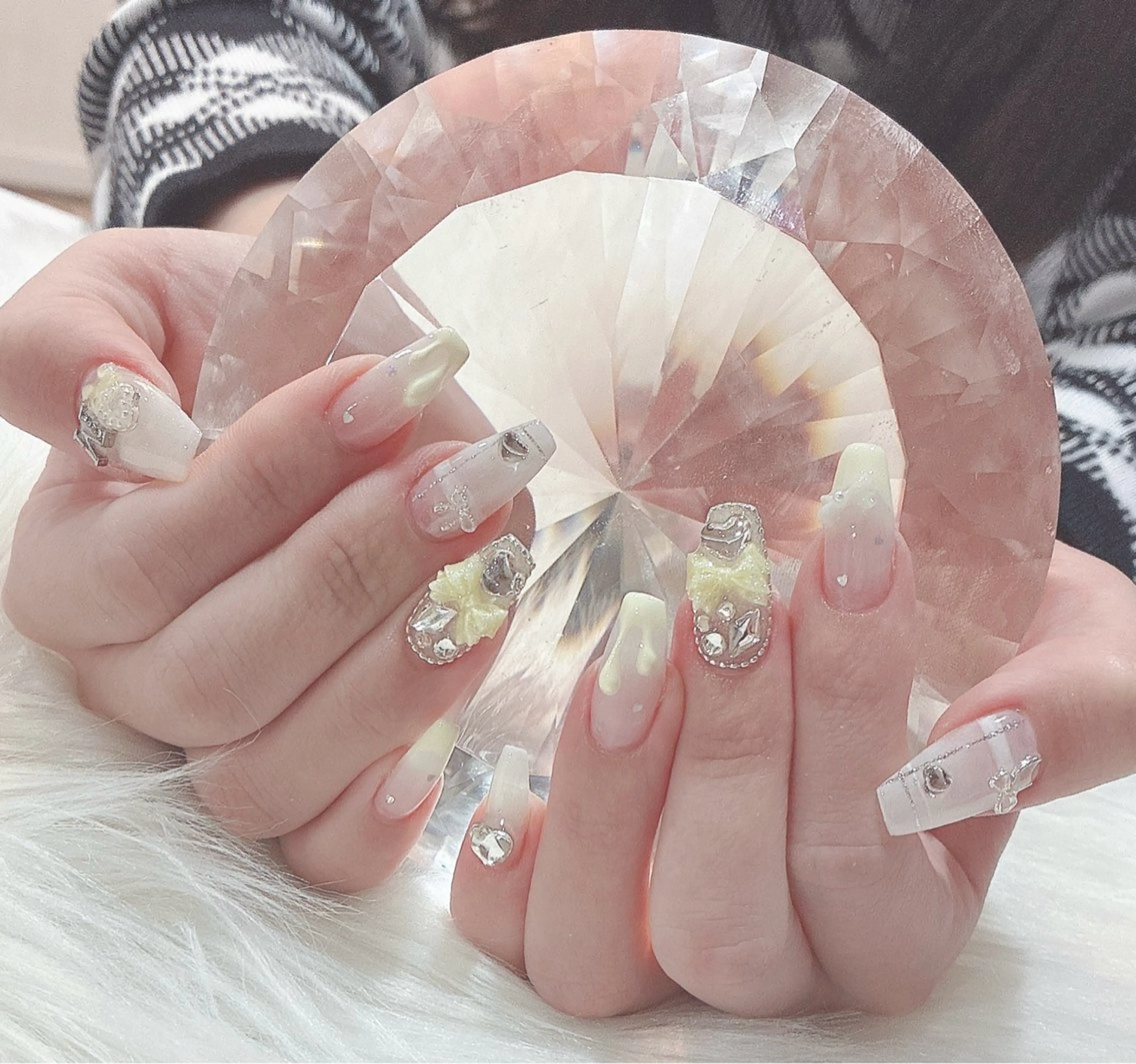 ネイル ハンドネイル LoaChaton kaeのネイルデザイン