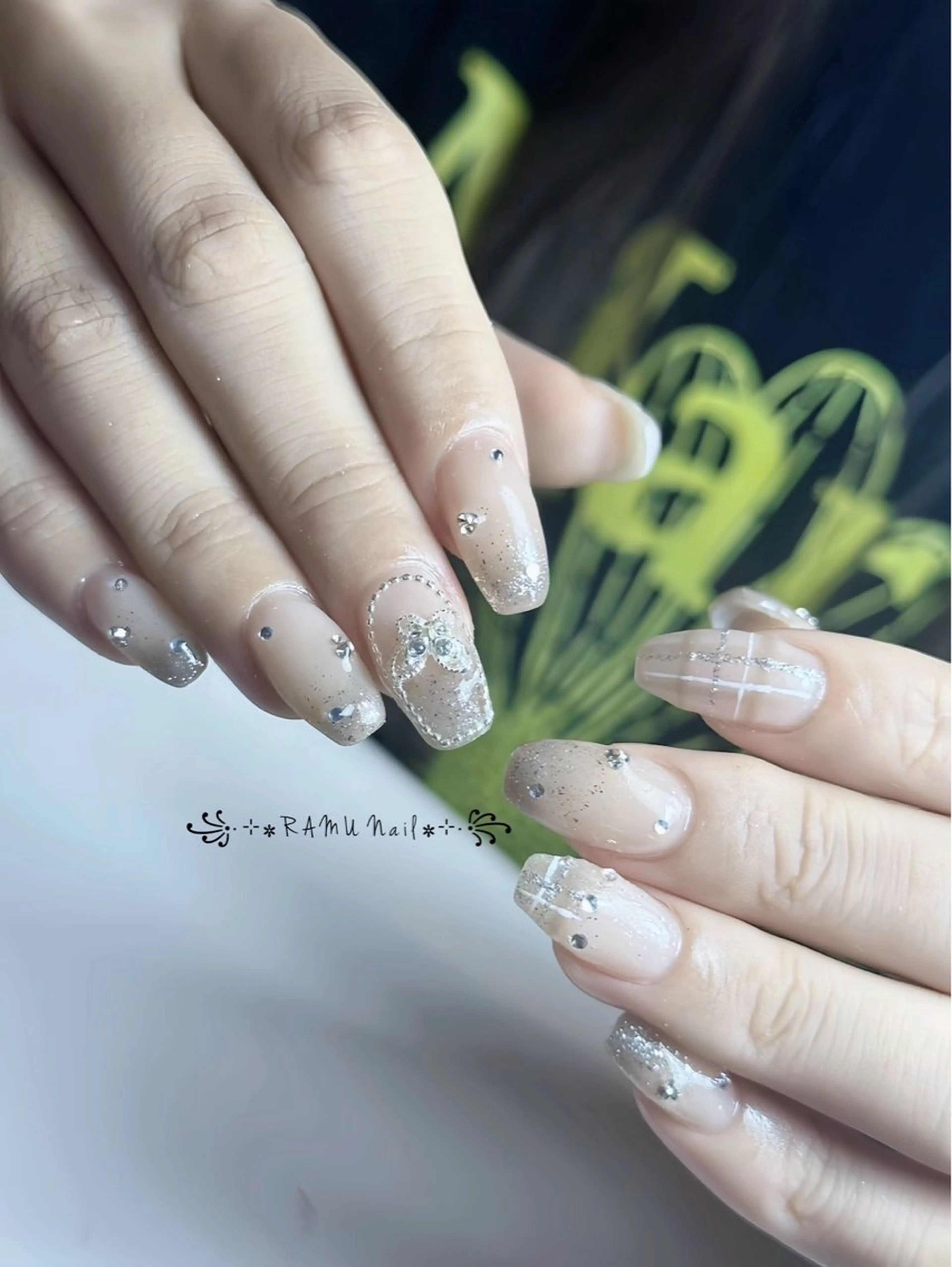 ネイル キラキラネイル マグネットネイル ミラーネイル ピンク ワンホンネイル ハンドネイル RAMU Nail 恵比寿店のネイルデザイン