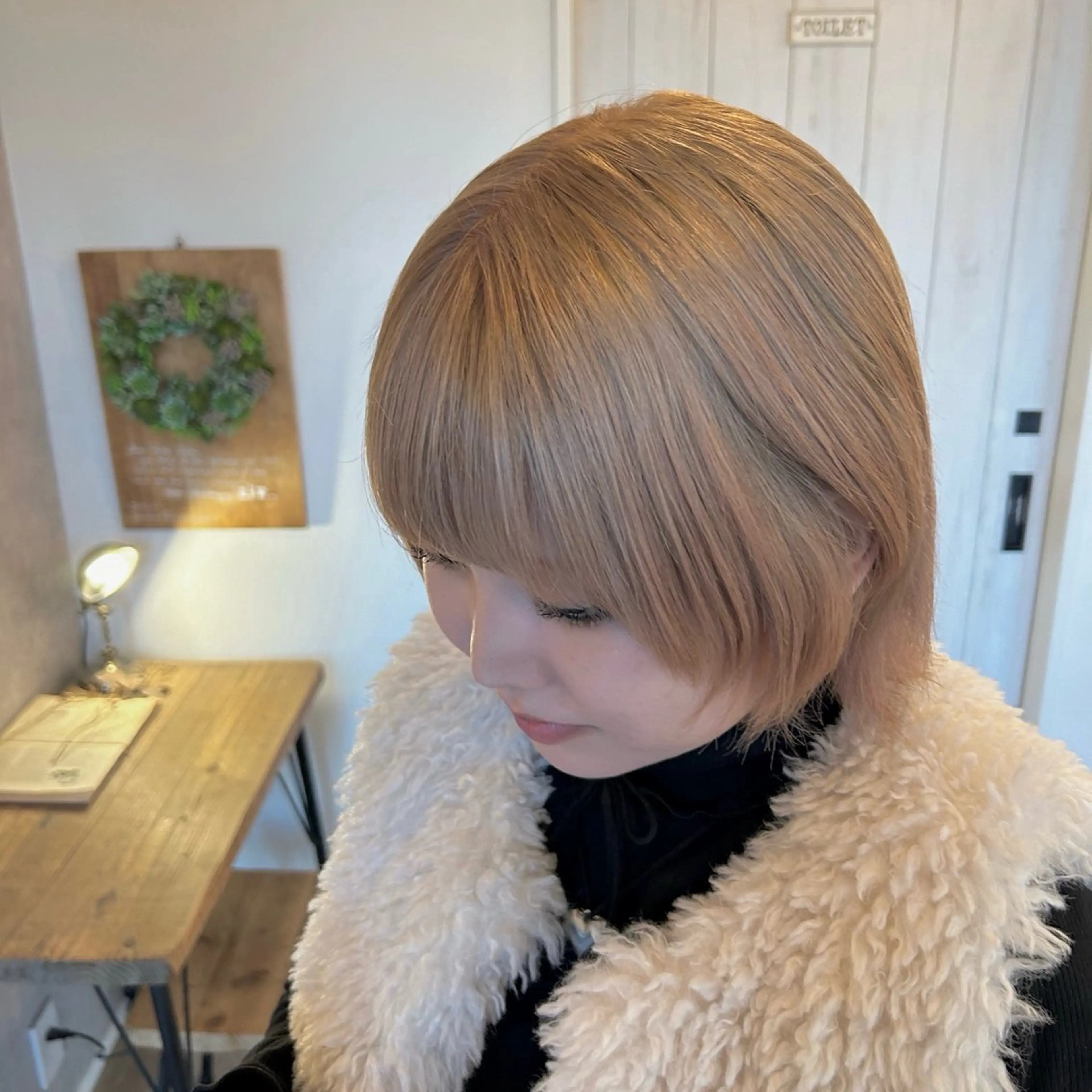 ショート カラー ベージュカラー ブリーチ 透明感カラー ヘアカラー カイト/透明感カラー /艶髪のヘアスタイル