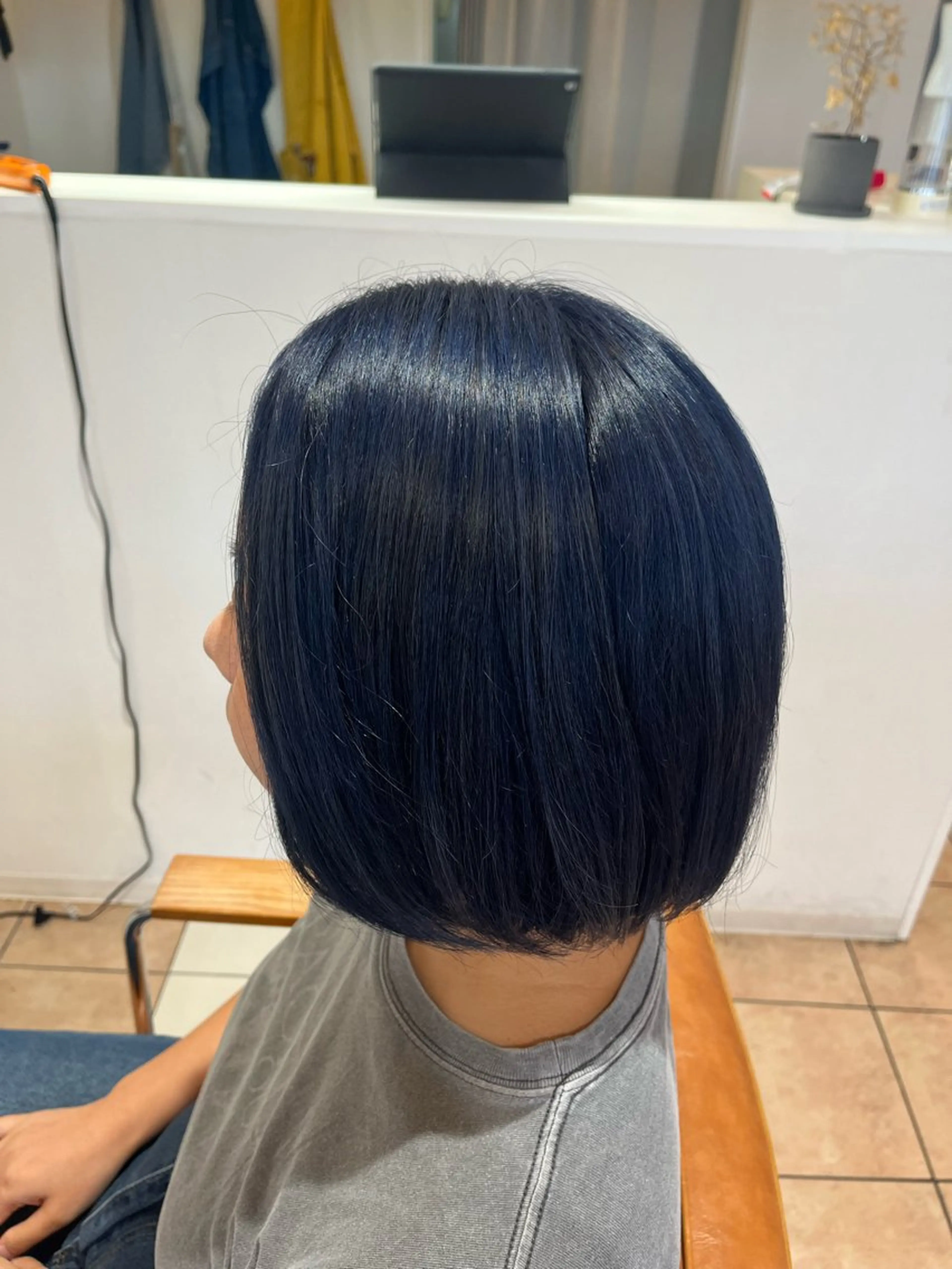 ヘアカラー20％オフ ブリーチあり (ロング料金あり)の写真