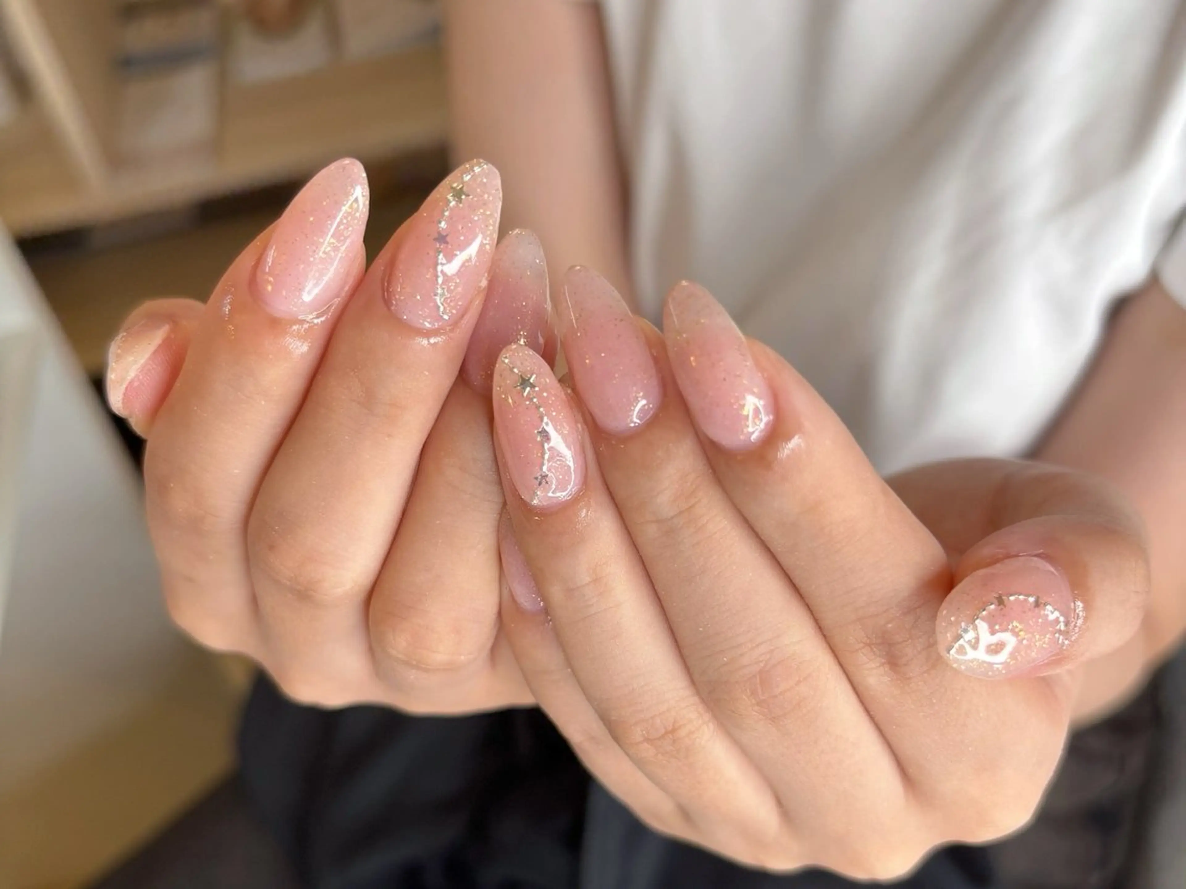 ネイル moi nail ˙⋆.˚のネイルデザイン