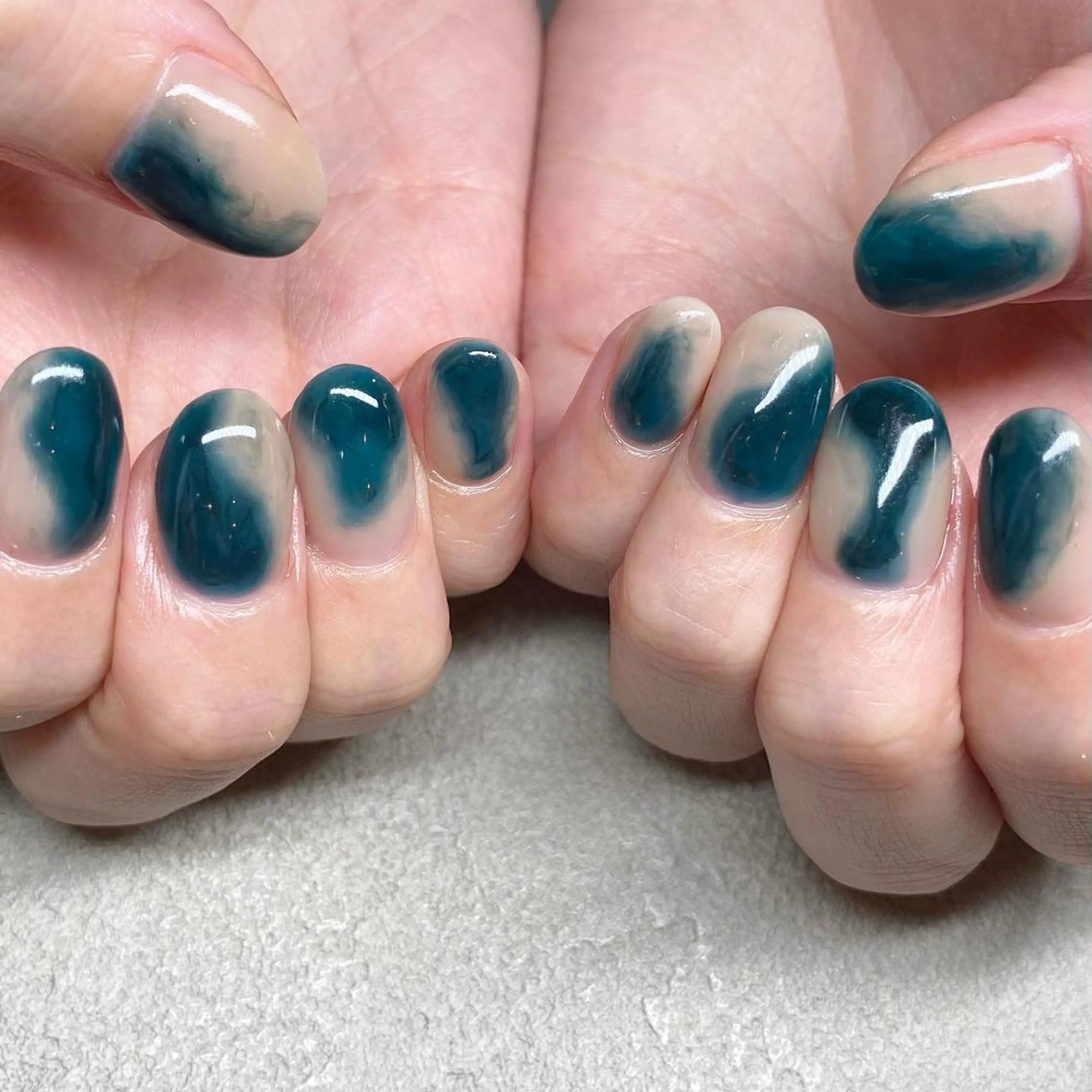 ネイル アートネイル ニュアンスネイル 冬ネイル ハンドネイル 山田 貴子のネイルデザイン